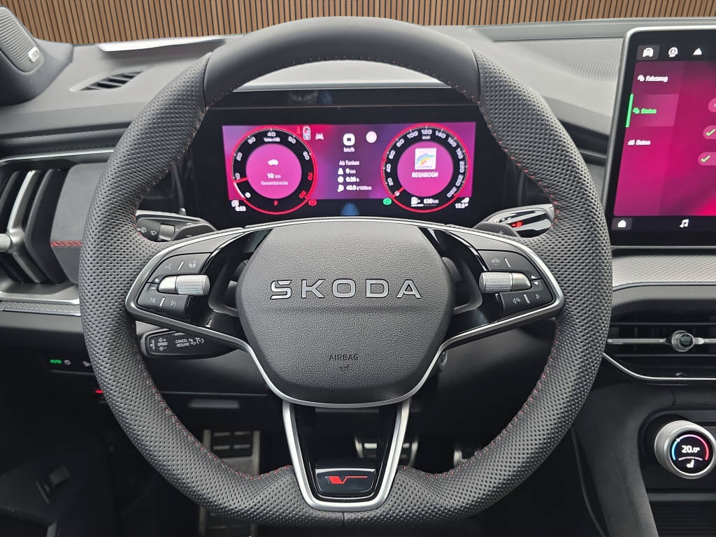 SKODA Kodiaq 2.0 TSI RS-image-15