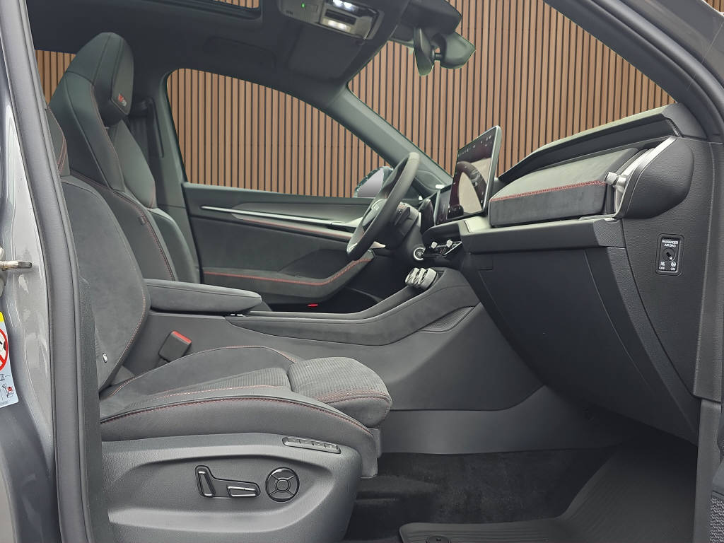 SKODA Kodiaq 2.0 TSI RS-image-13