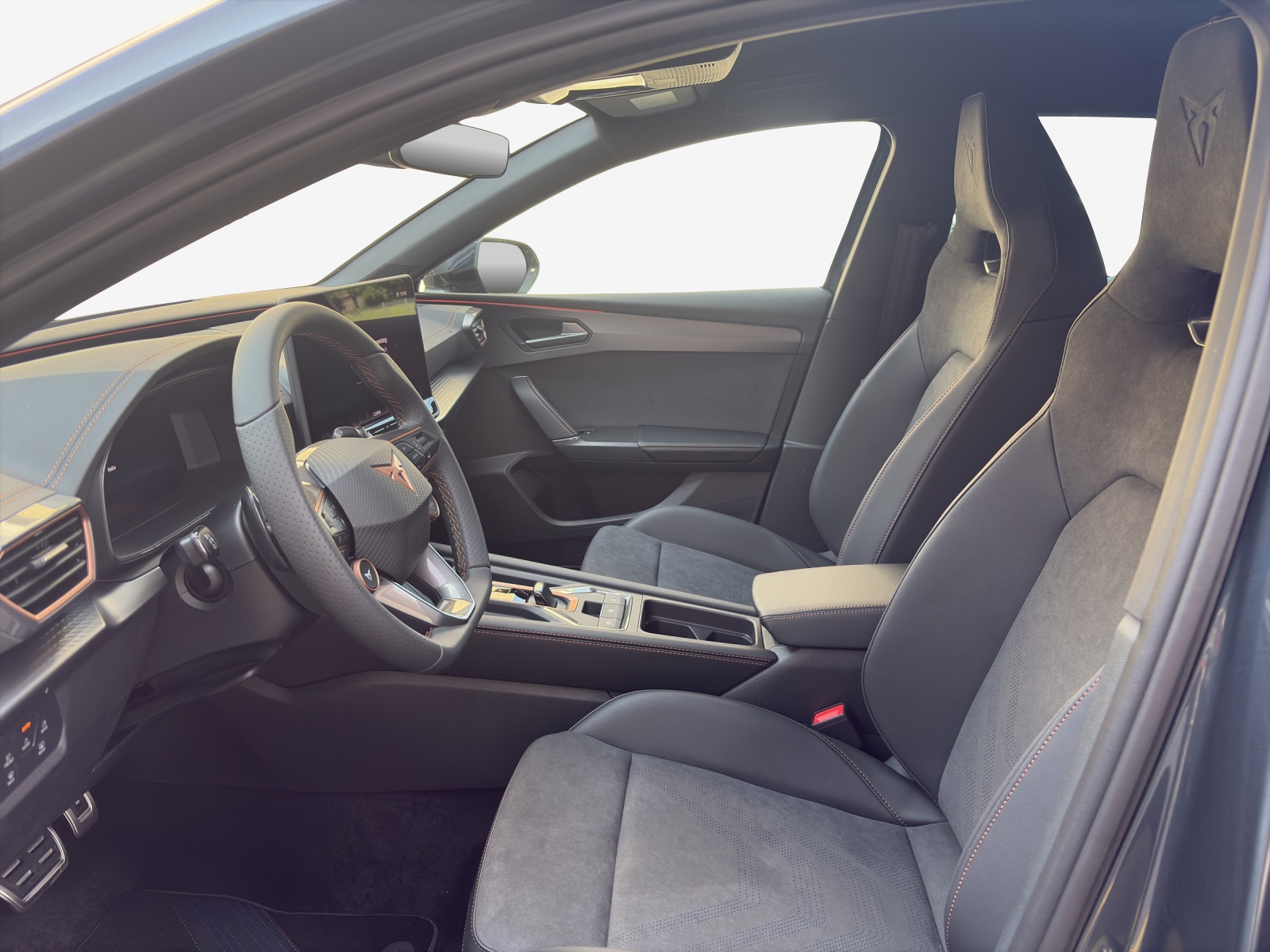 CUPRA LEON ST 2.0 TSI DSG 4Drive-image-7