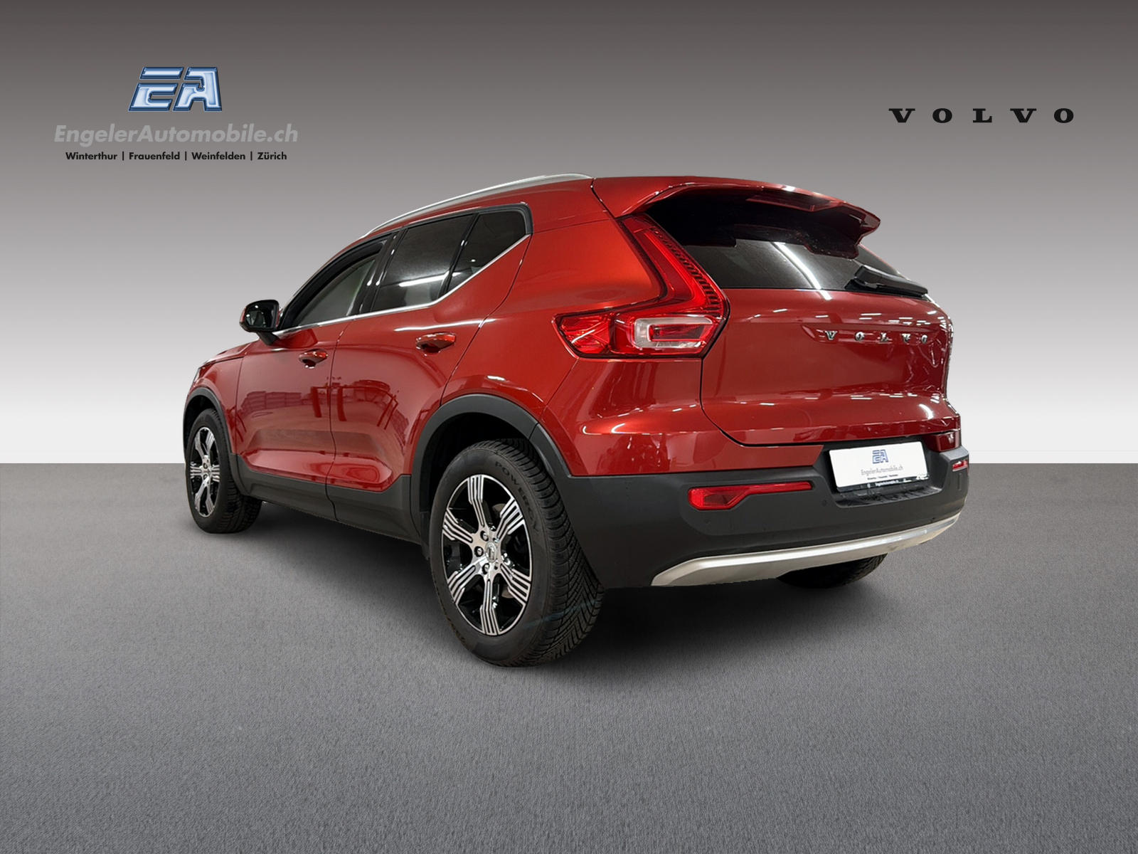 VOLVO XC40 2.0 B5 MH Inscription AWD-image-3
