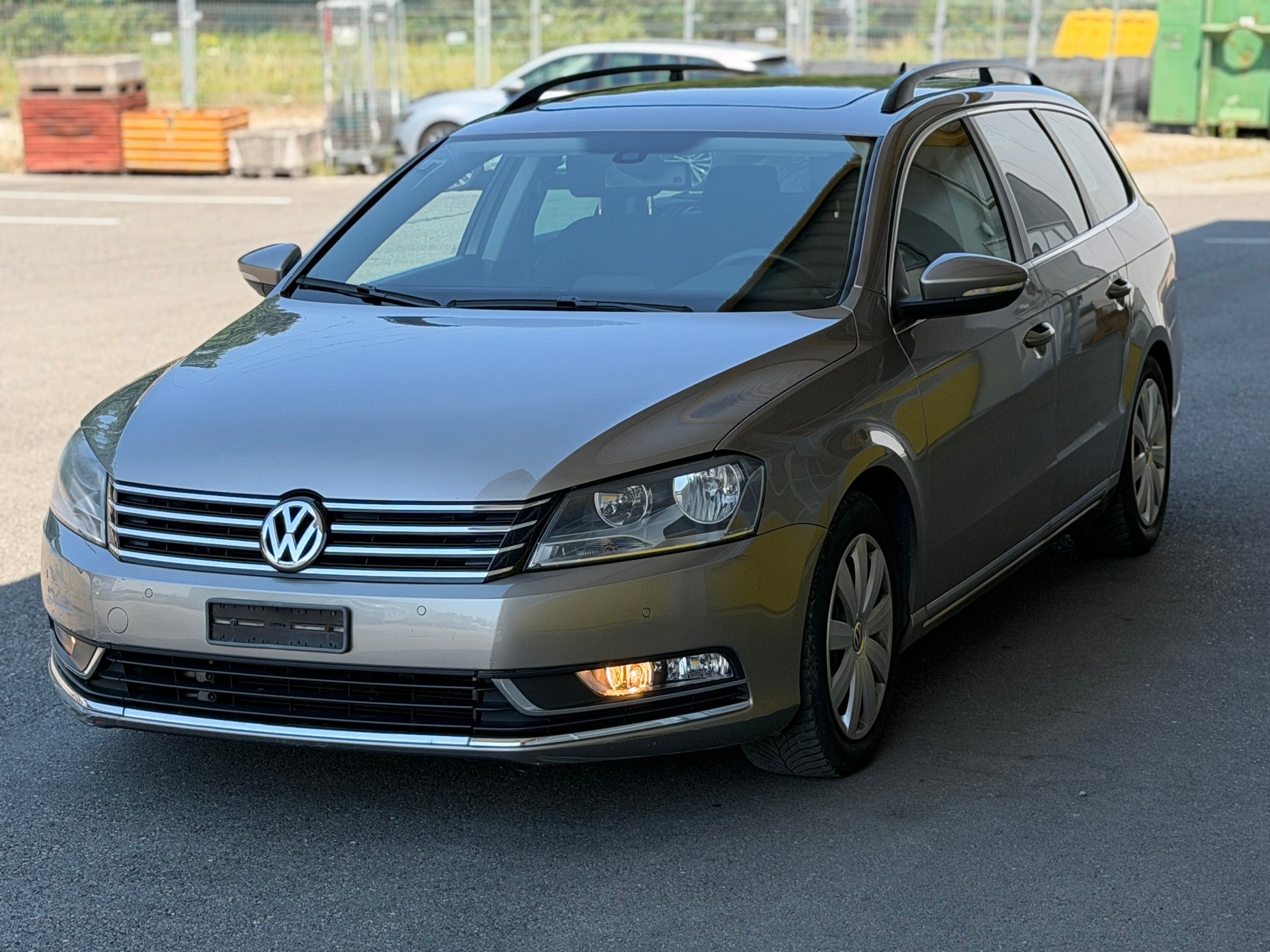 VW Passat Variant 2.0 TDI BMT DSG-image-2