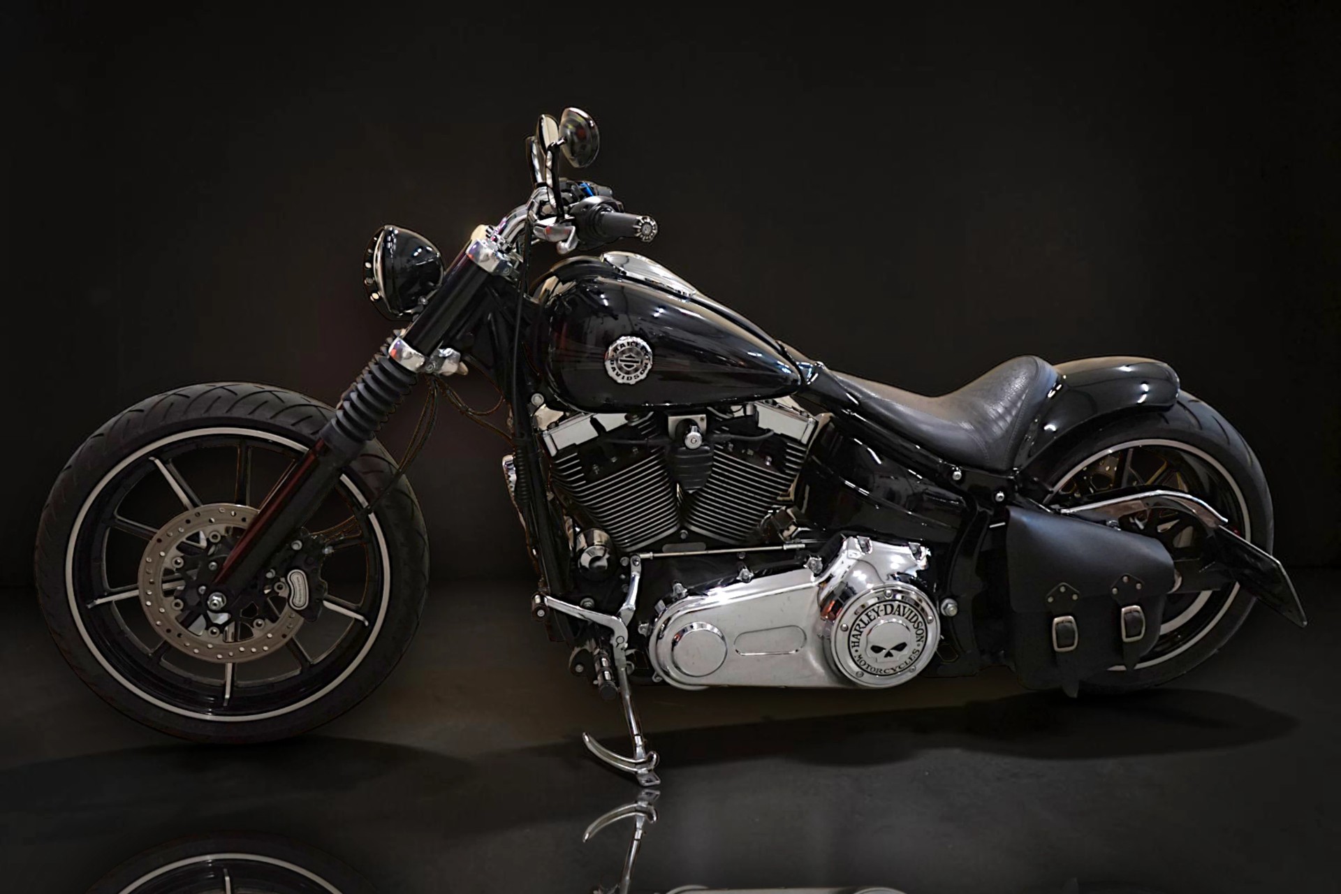 HARLEY-DAVIDSON FXSB Breakout 103 ABS-image-2