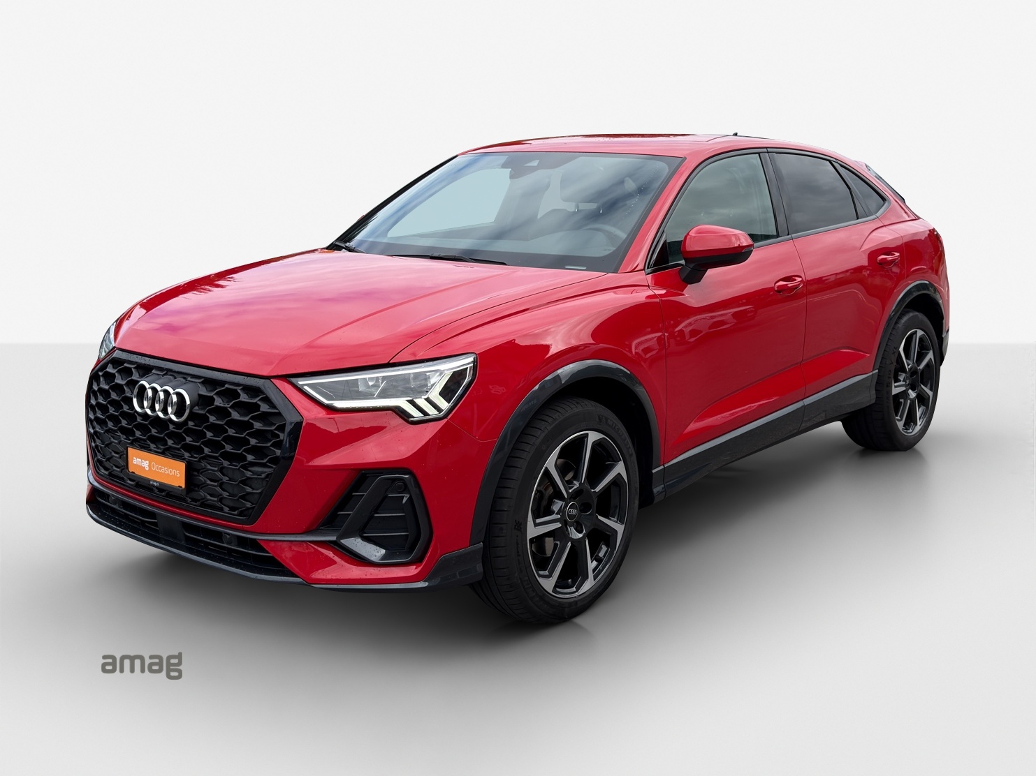AUDI Q3 Sportback 35 TFSI Attraction S-tronic-image-0