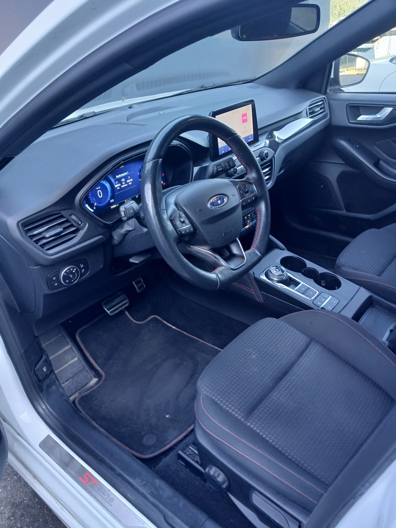 FORD 1.0i EcoB 125 ST-Line-image-2