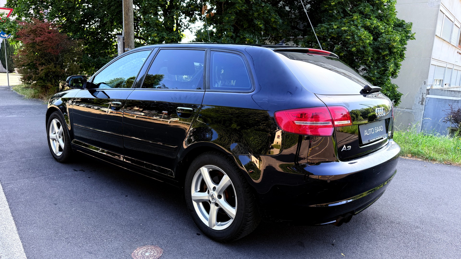 AUDI A3 Sportback 2.0 TFSI Style quattro S-tronic-image-4