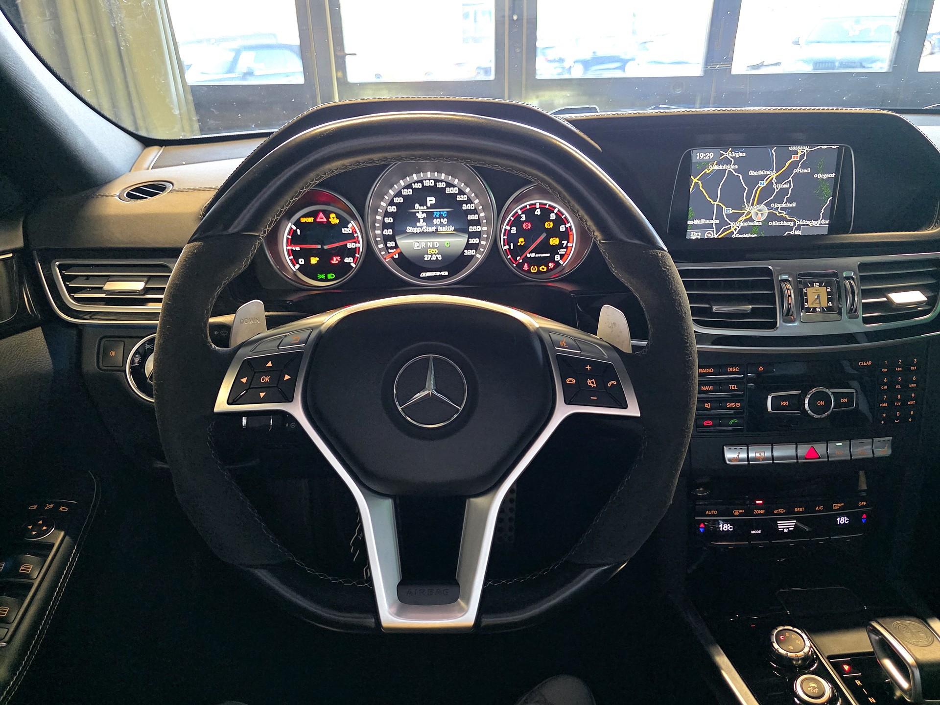 MERCEDES-BENZ E 63 V8 S AMG 4matic-image-8