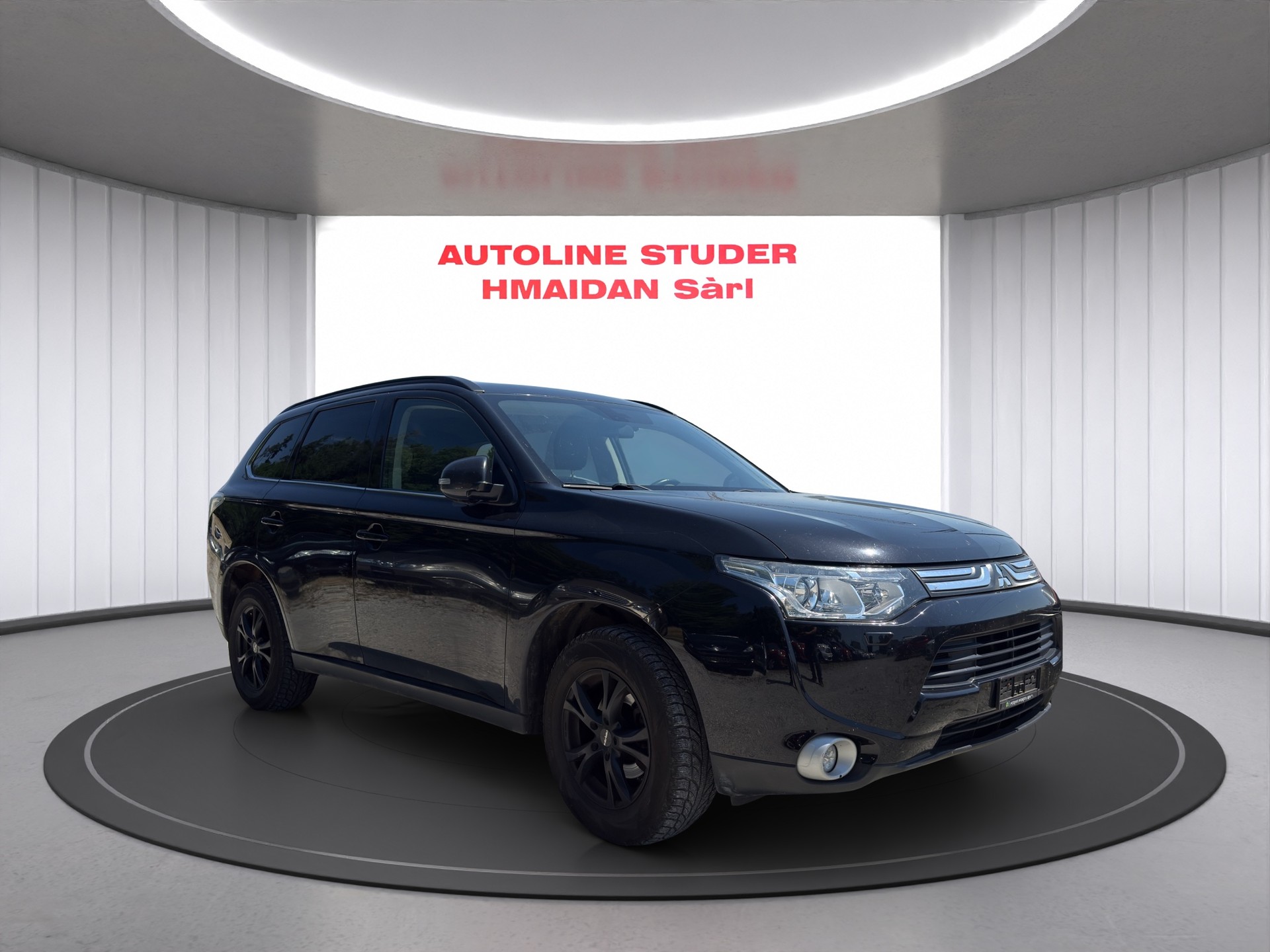 MITSUBISHI Outlander 2.2 DID Navigator 4WD Automatic-image-2