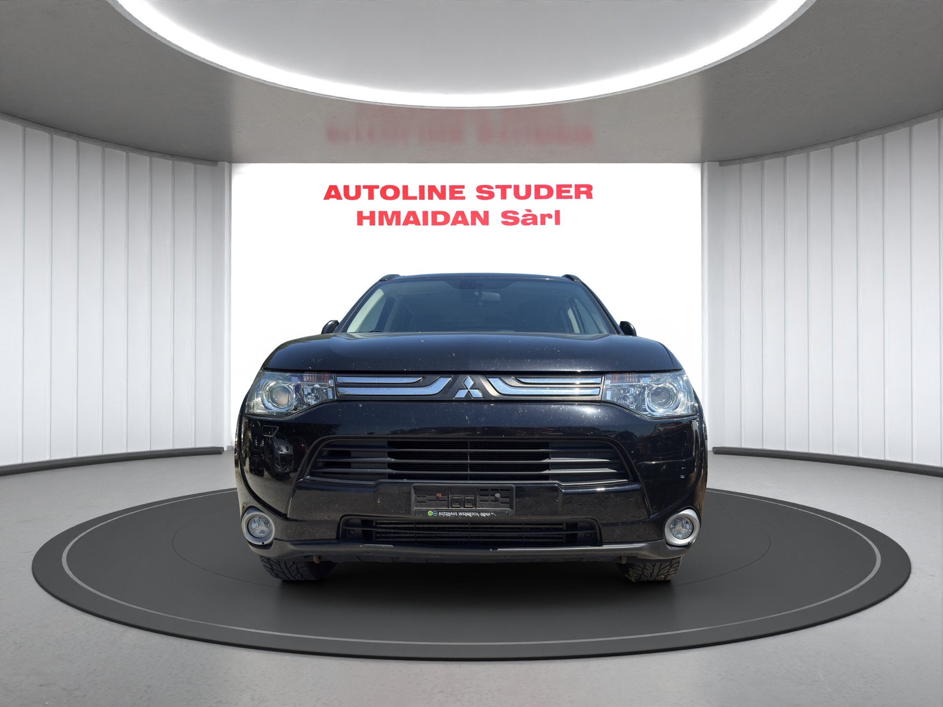 MITSUBISHI Outlander 2.2 DID Navigator 4WD Automatic-image-4