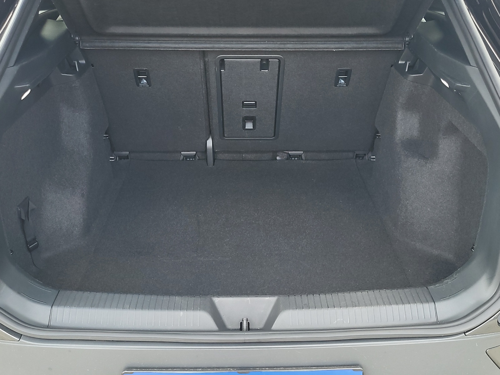 VW ID.4 Pro Performance 77 kWh 1ST-image-12