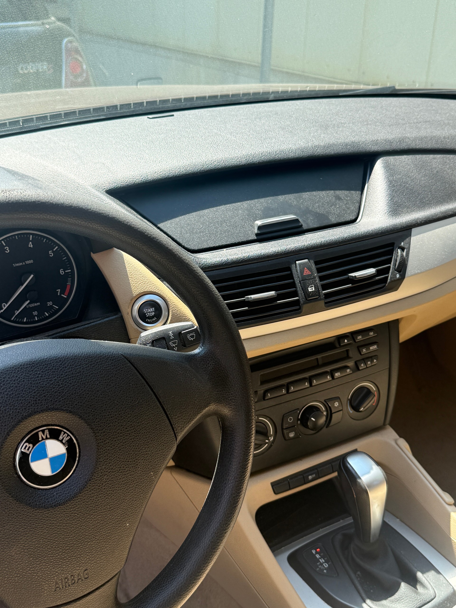 BMW X1 sDrive 18i Steptronic-image-8