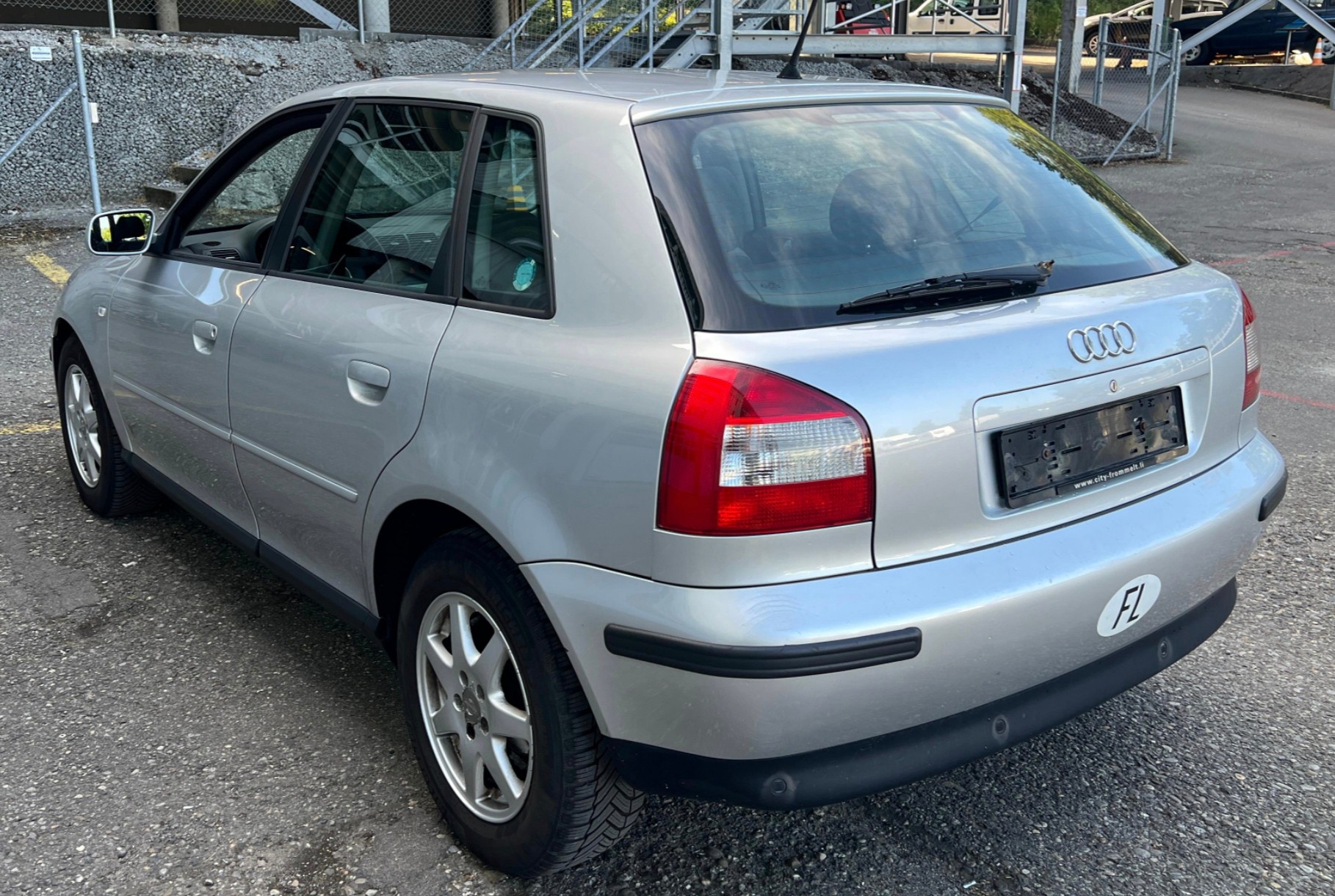 AUDI A3 1.9 TDI-PD Ambition-image-2