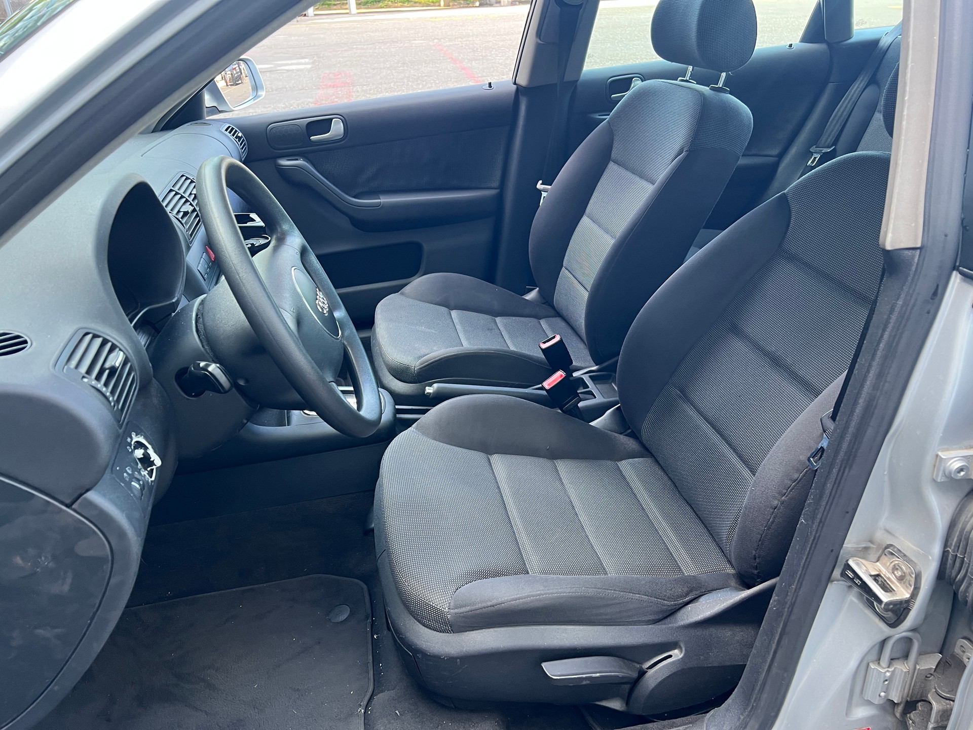 AUDI A3 1.9 TDI-PD Ambition-image-7