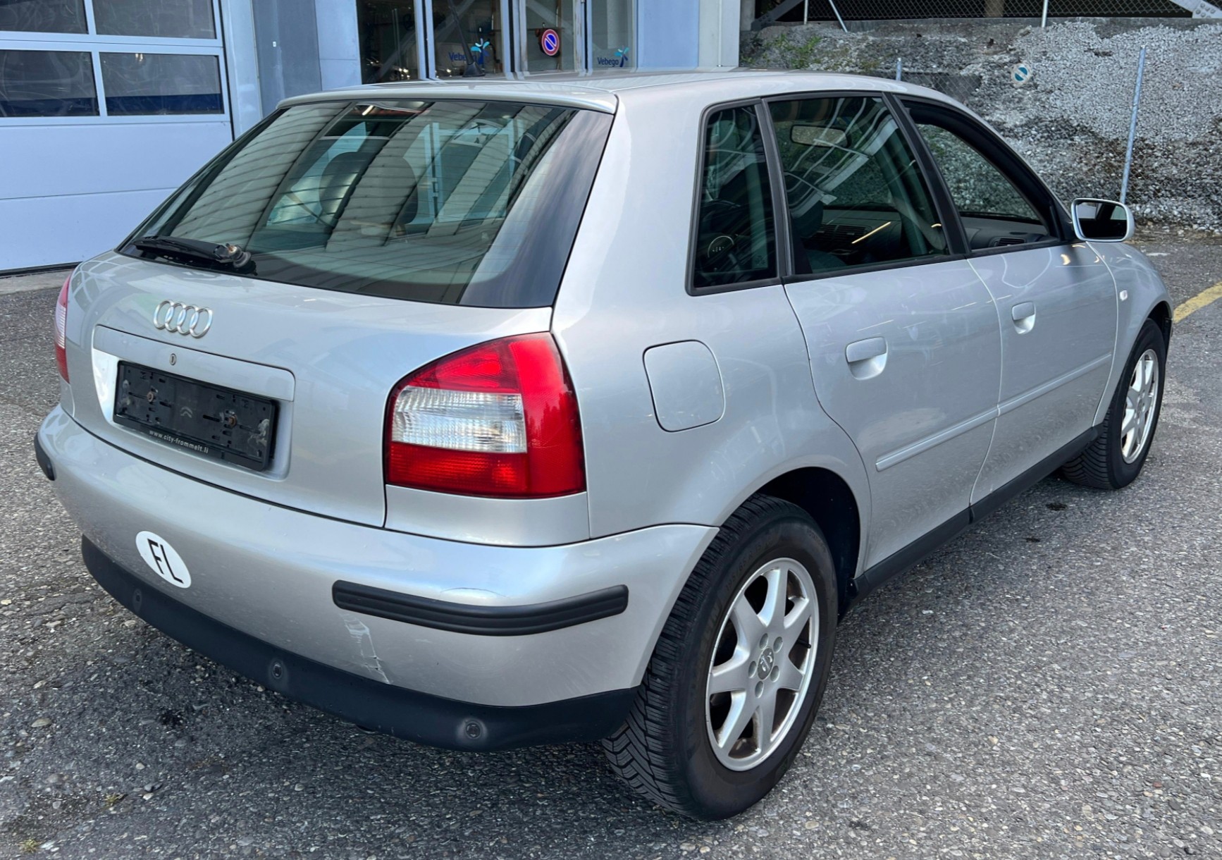AUDI A3 1.9 TDI-PD Ambition-image-4