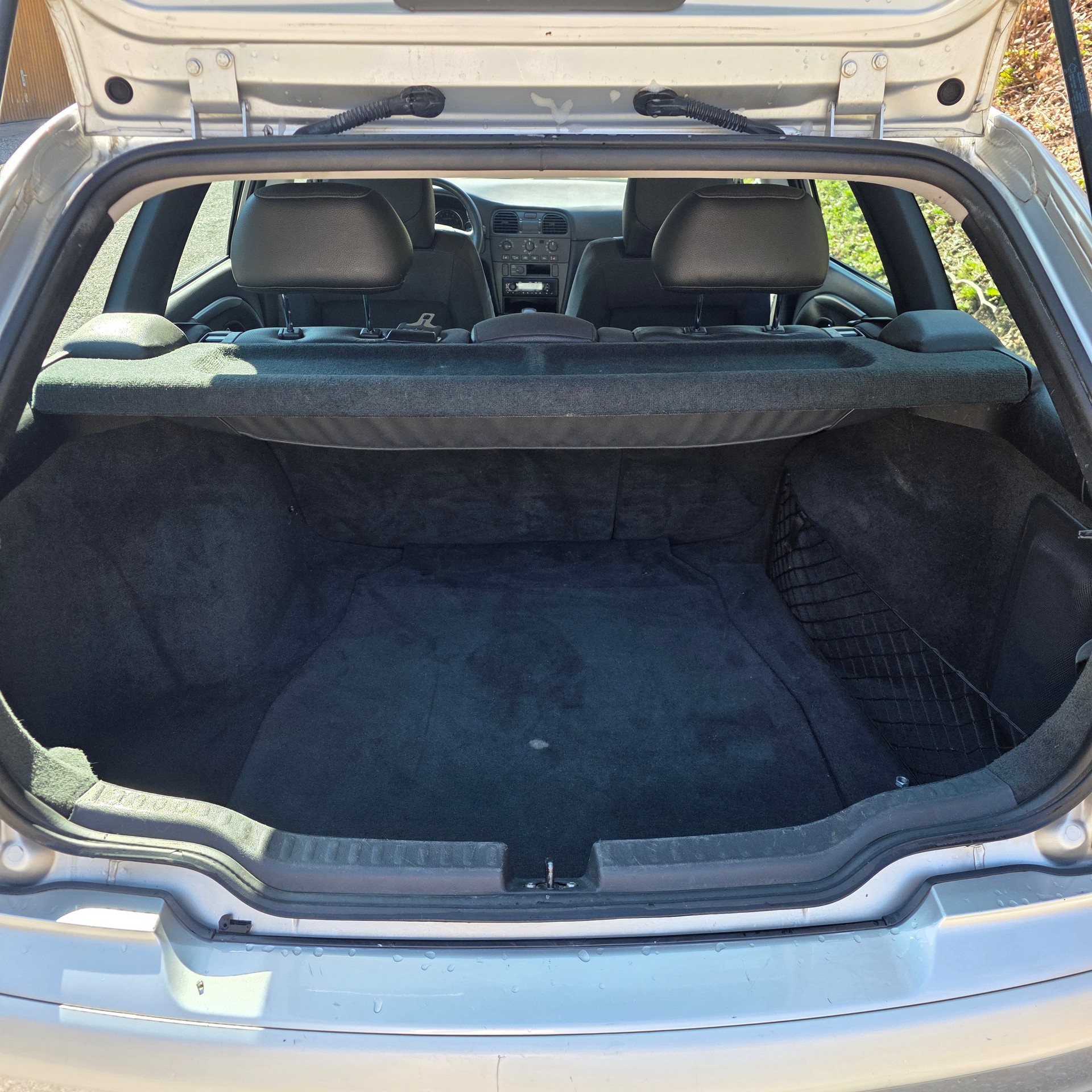 VOLVO V40 2.0Turbo | Automat | Kombi-image-13