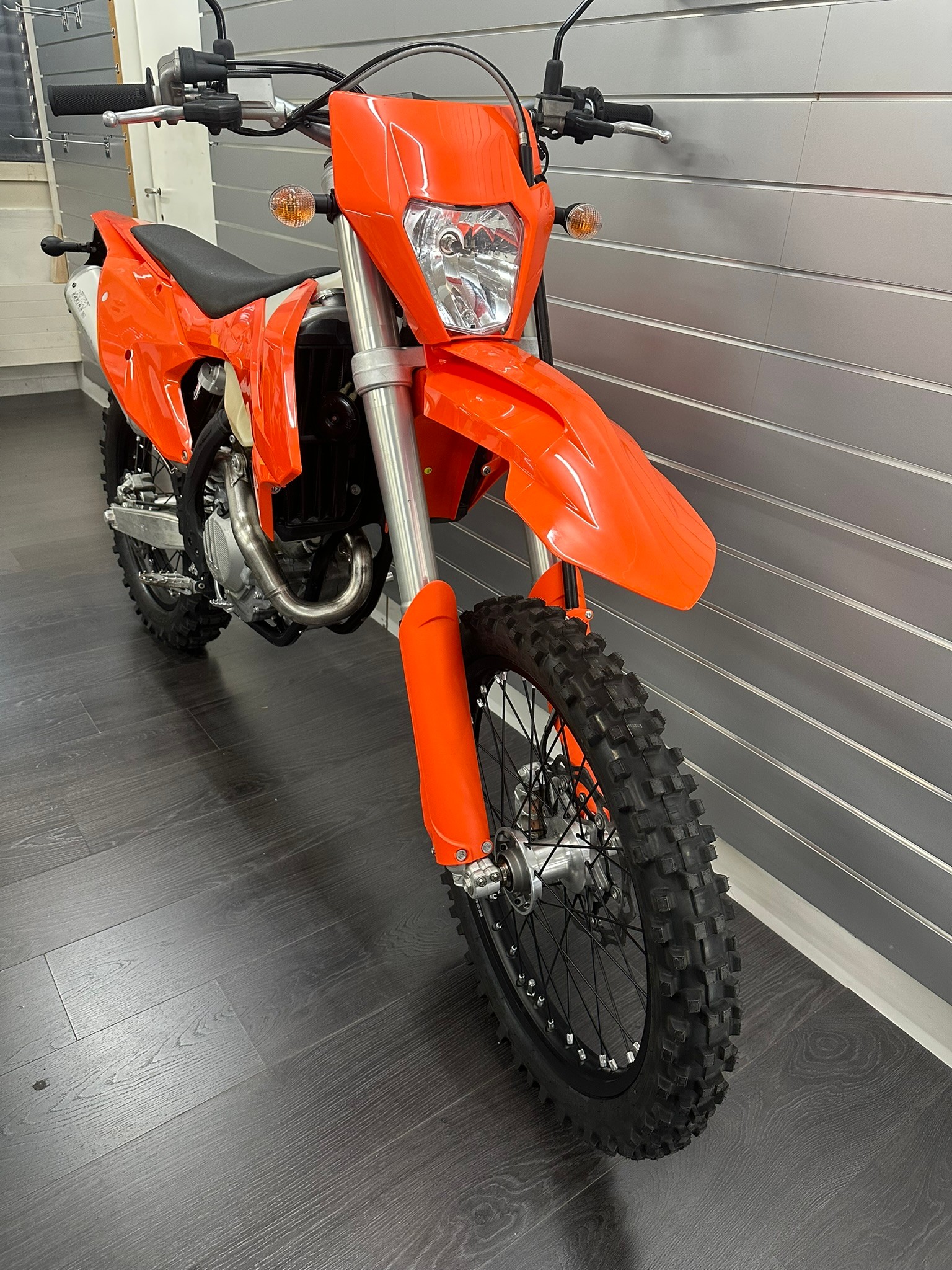 KTM 350 EXC-F 4-T-showroom-element-2