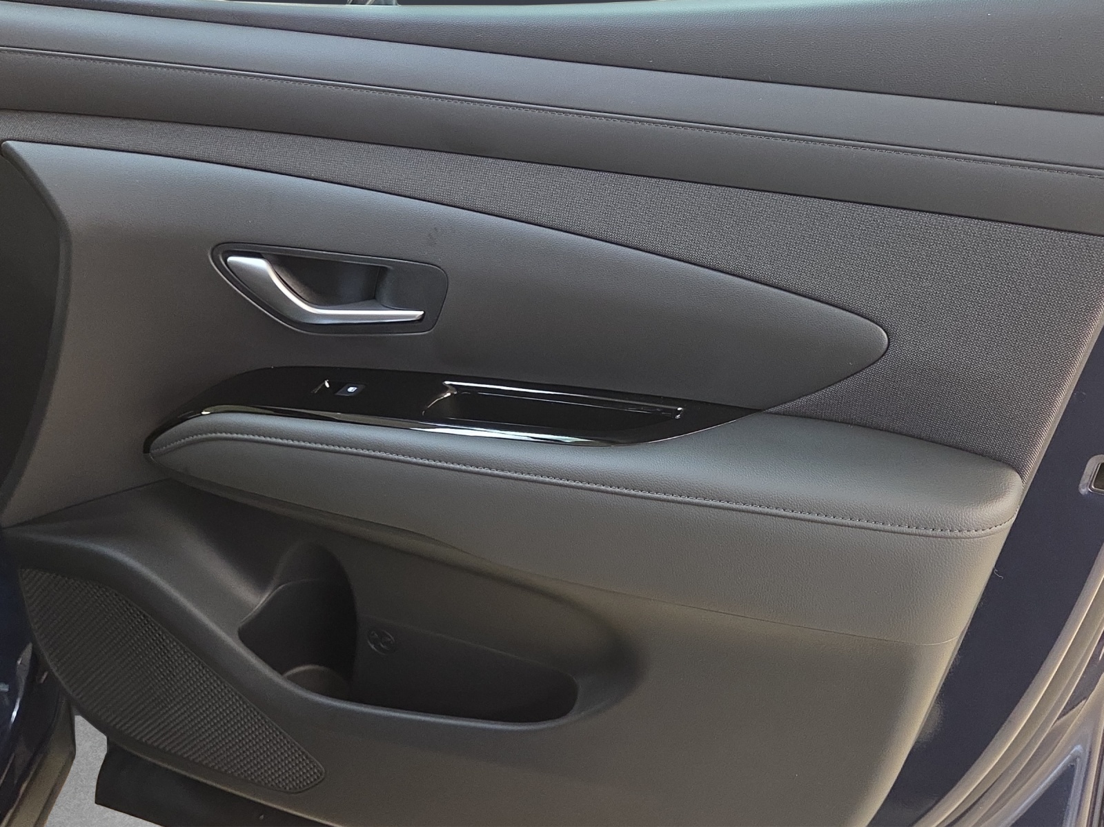 HYUNDAI Tucson 1.6 TGDI HEV Origo 4WD-image-10