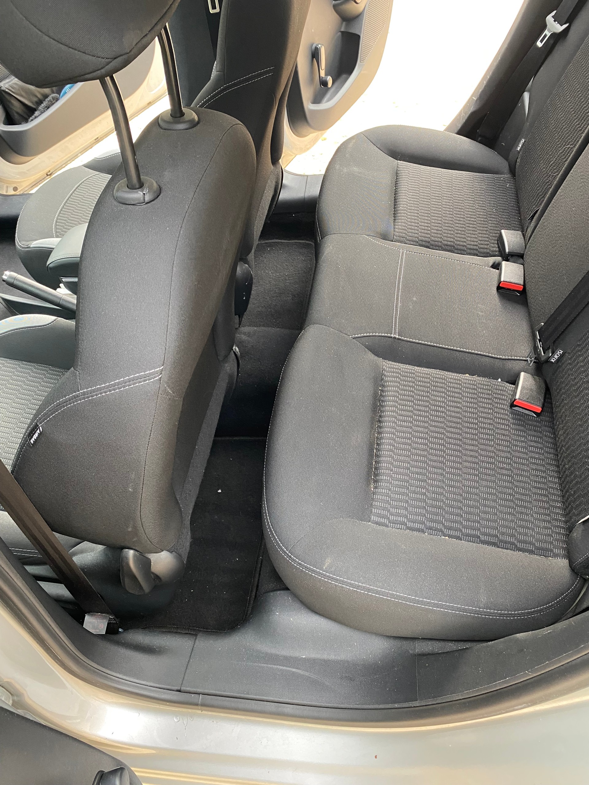 PEUGEOT 1.2 VTi Style-image-4