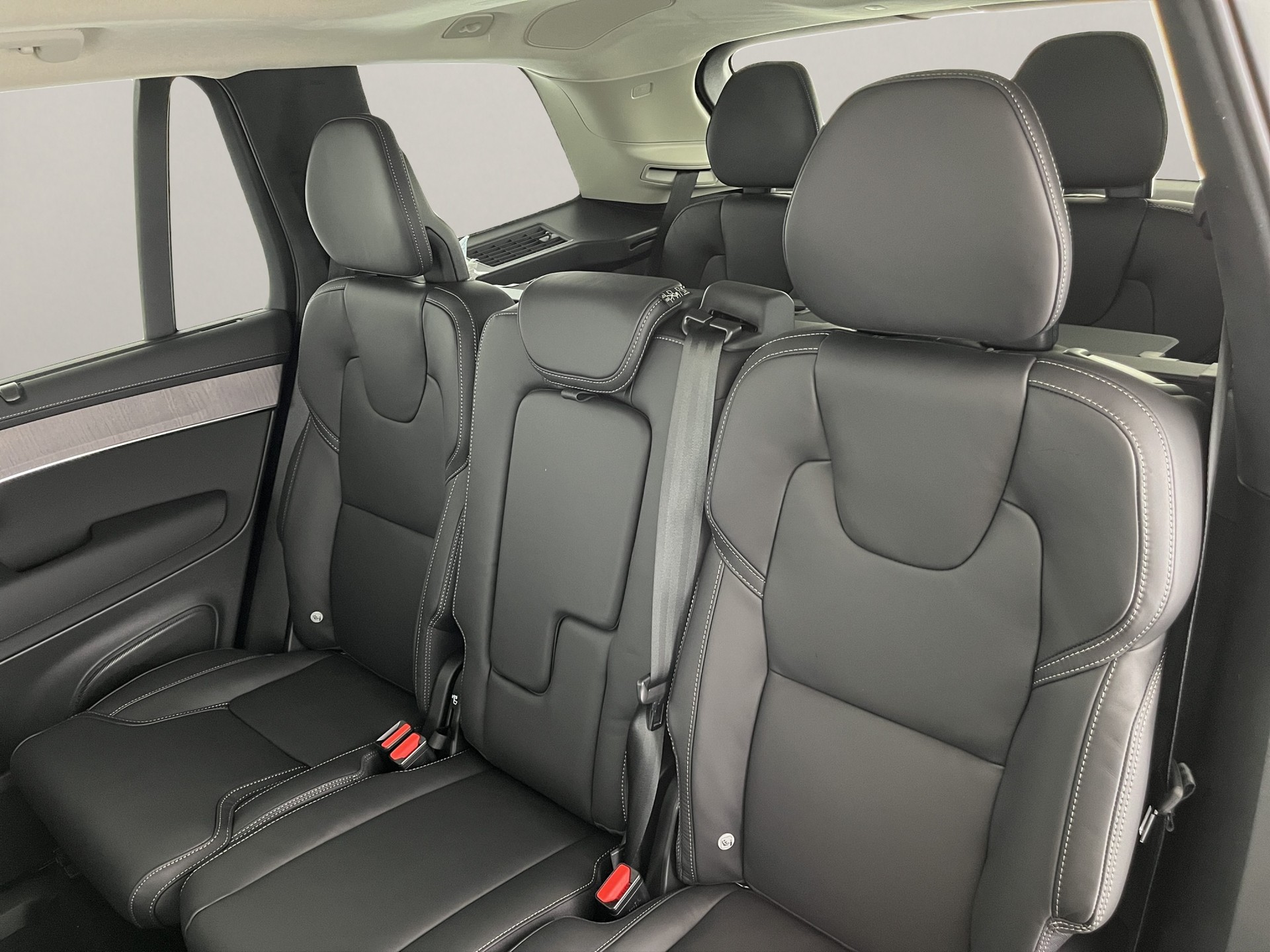 VOLVO XC90 2.0 T8 TE Ultra Dark eAWD-image-17