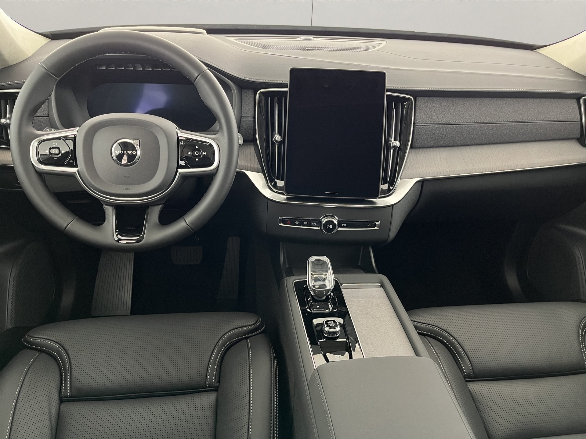 VOLVO XC90 2.0 T8 TE Ultra Dark eAWD-image-9