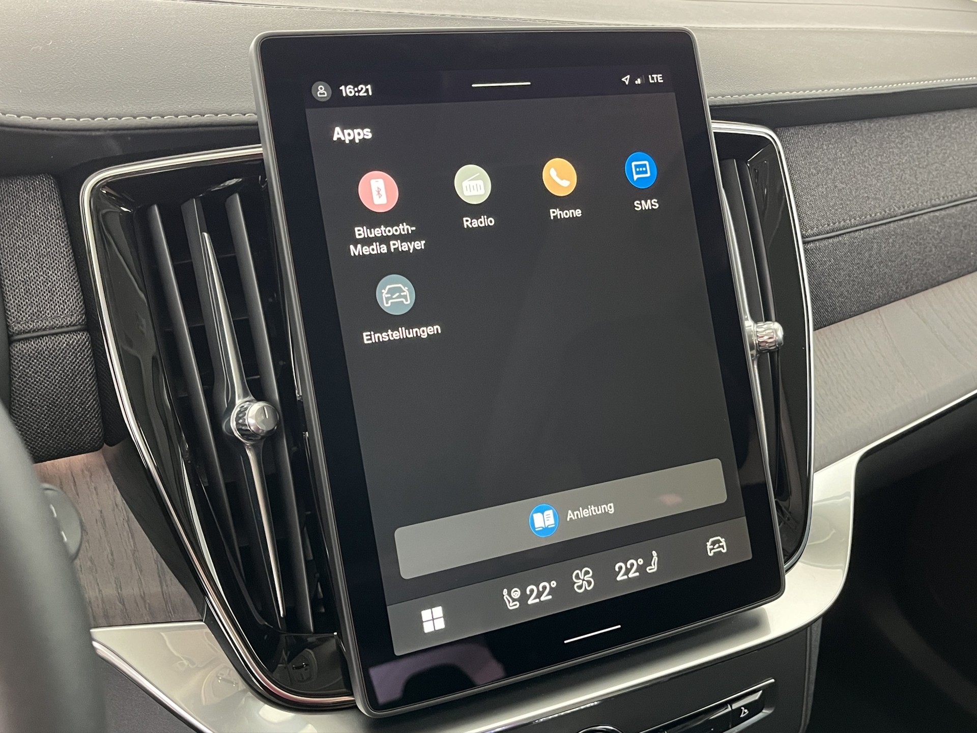 VOLVO XC90 2.0 T8 TE Ultra Dark eAWD-image-13