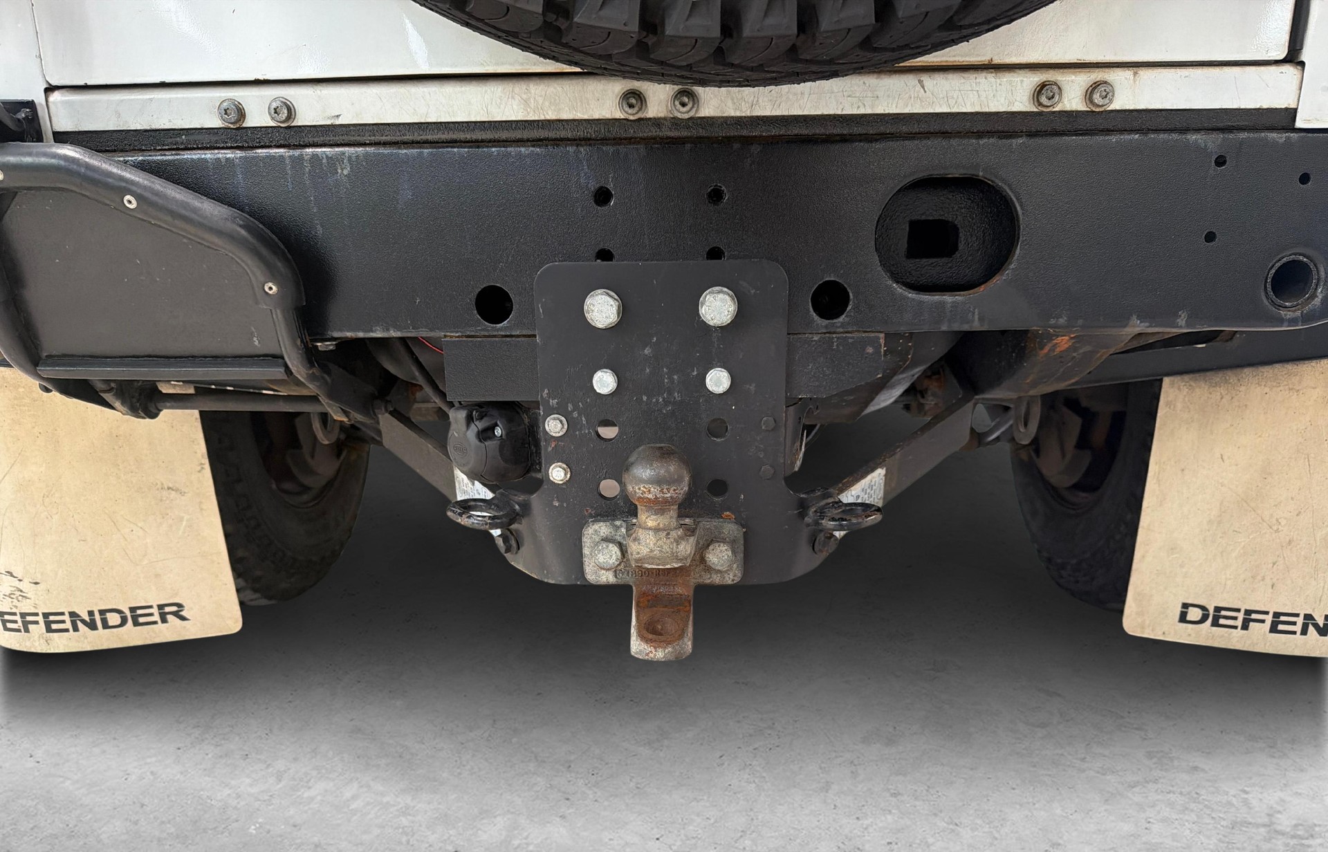 LAND ROVER Defender 110 2.4 Tdi SW Lim.Ed. Raw - Valvola EGR nuova!-image-16