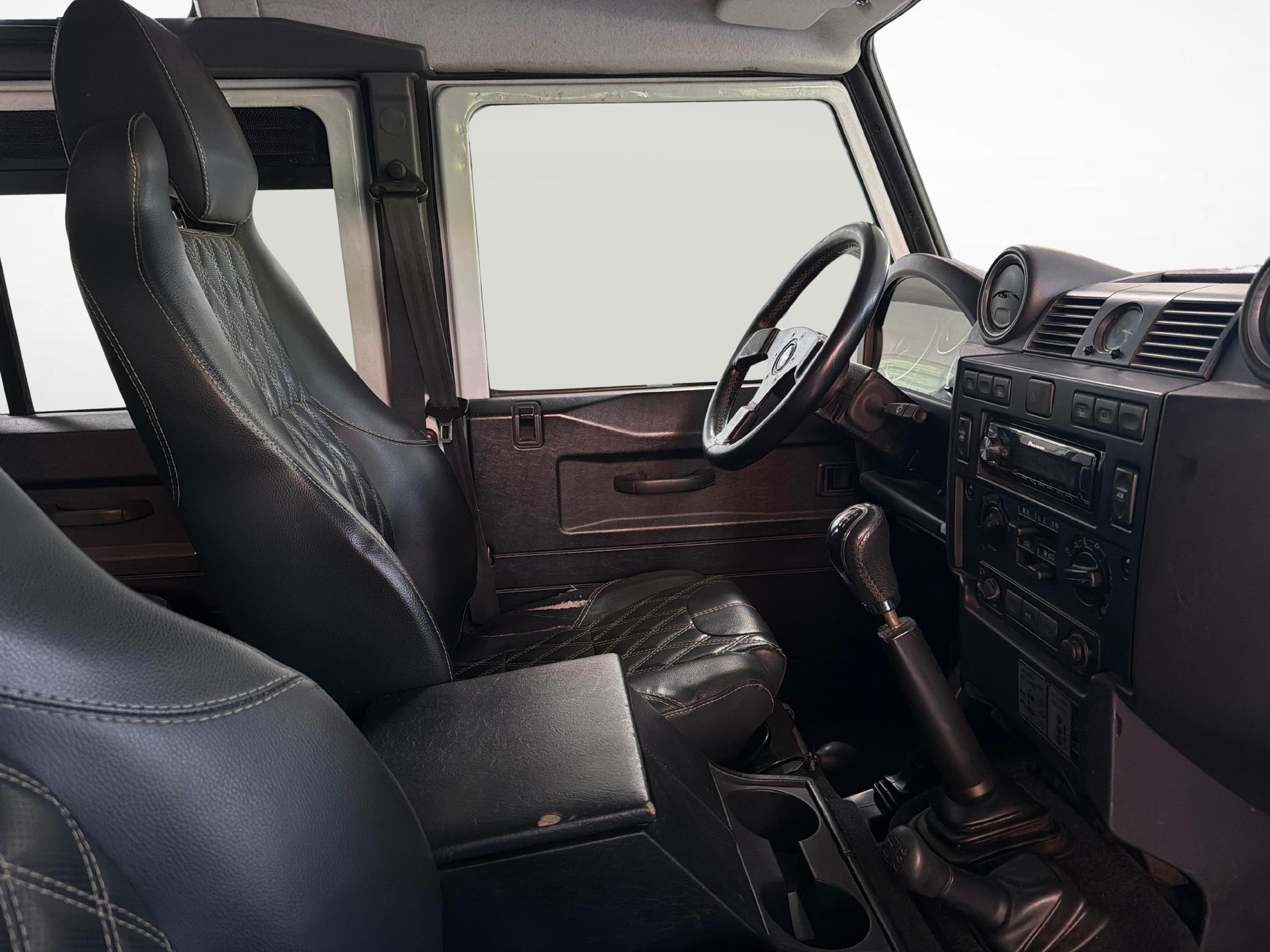 LAND ROVER Defender 110 2.4 Tdi SW Lim.Ed. Raw - Valvola EGR nuova!-image-9