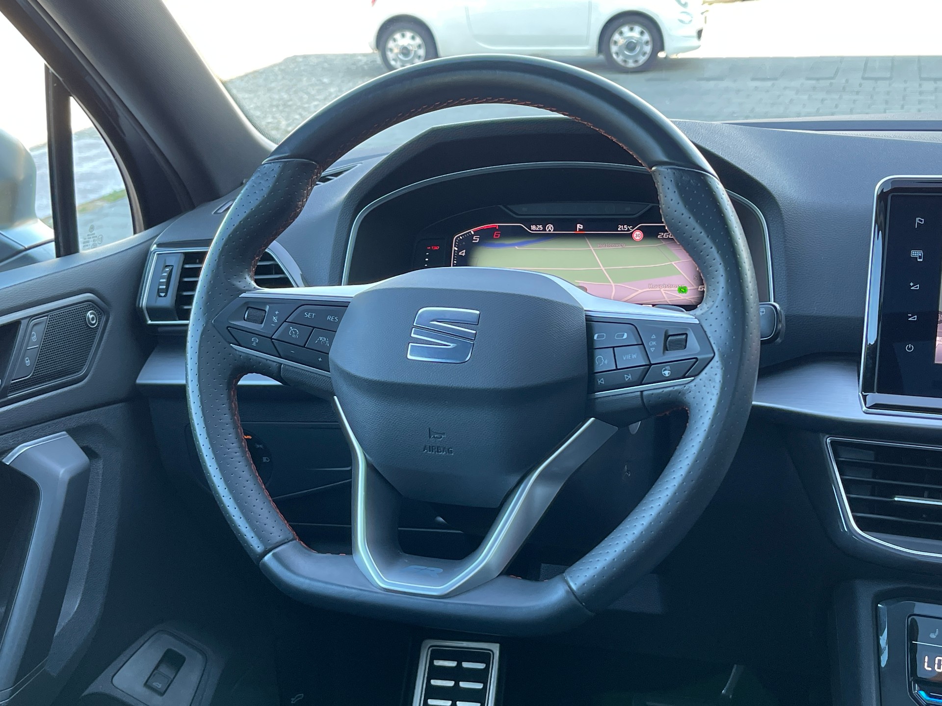 SEAT Tarraco 2.0 TDI CR Hola FR 4Drive DSG*7 Plätze-image-8