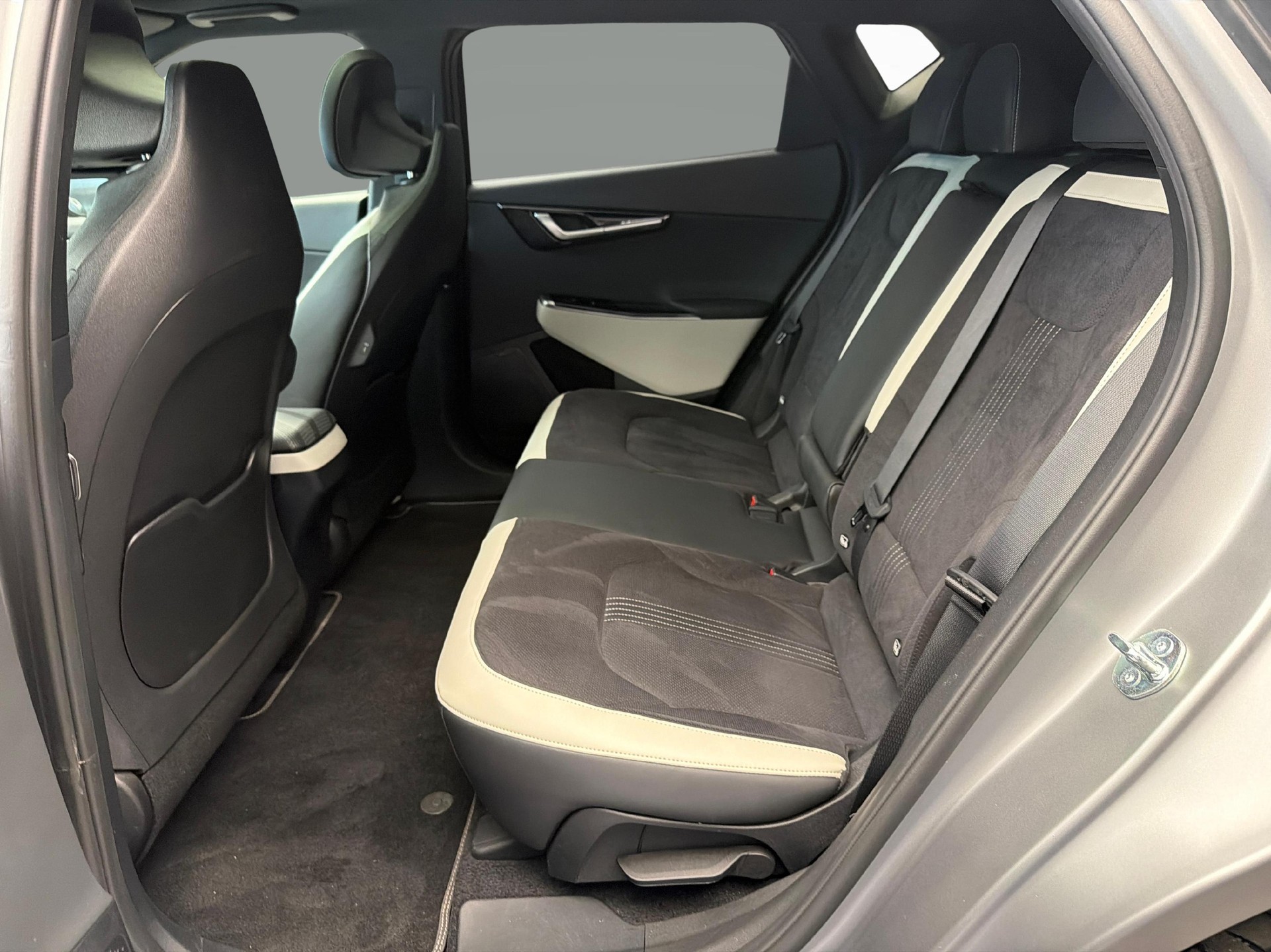 KIA EV6 77 kWh GT-Line 4x4-image-11