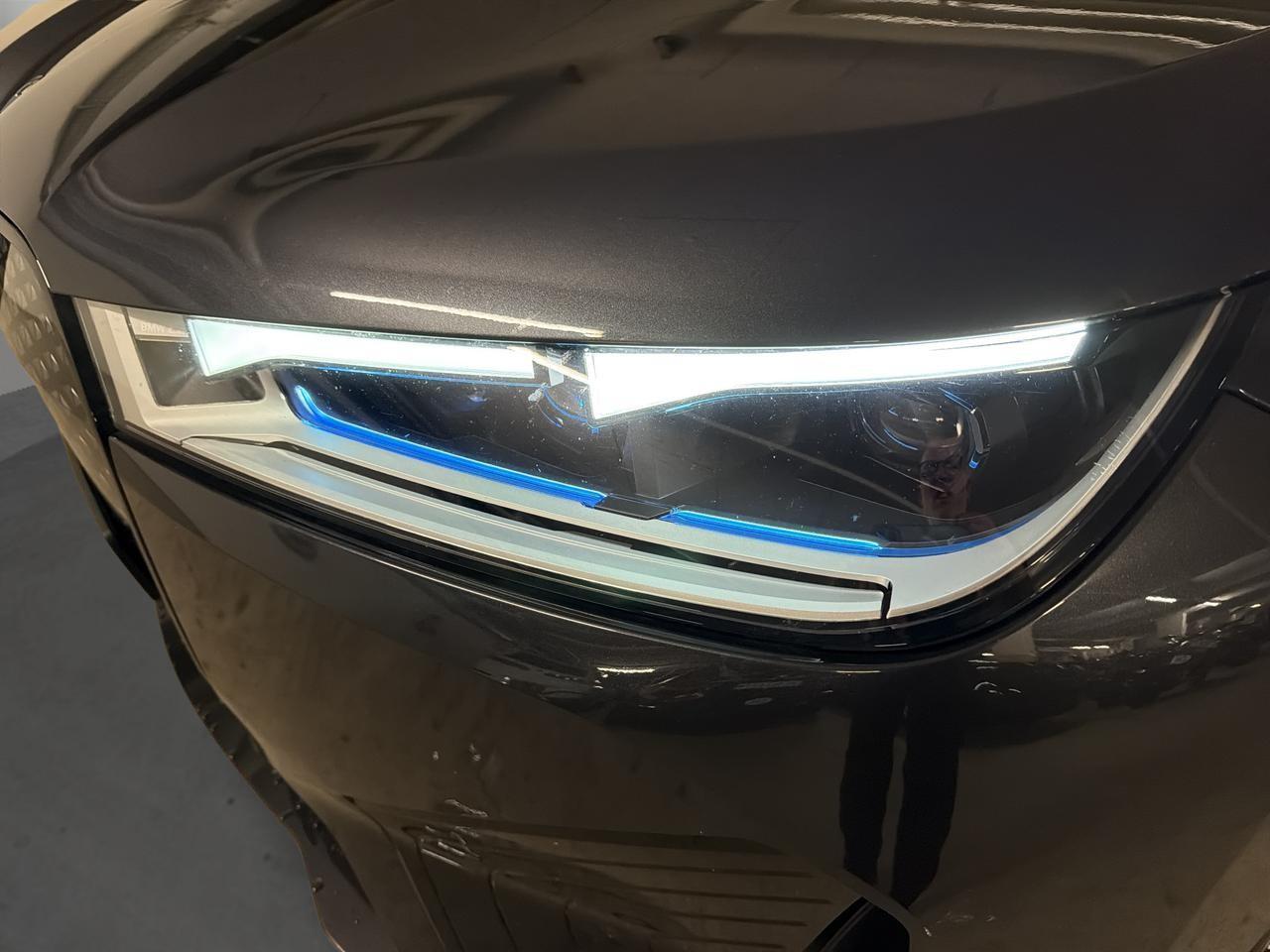 BMW iX xDrive50-image-7