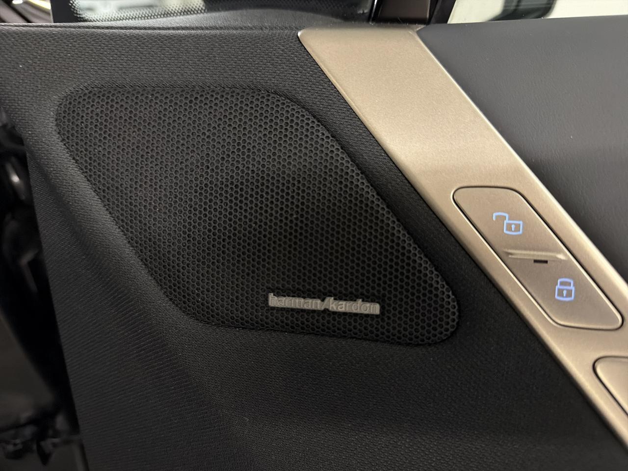 BMW iX xDrive50-image-25