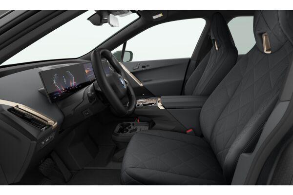 BMW iX xDrive50-image-5