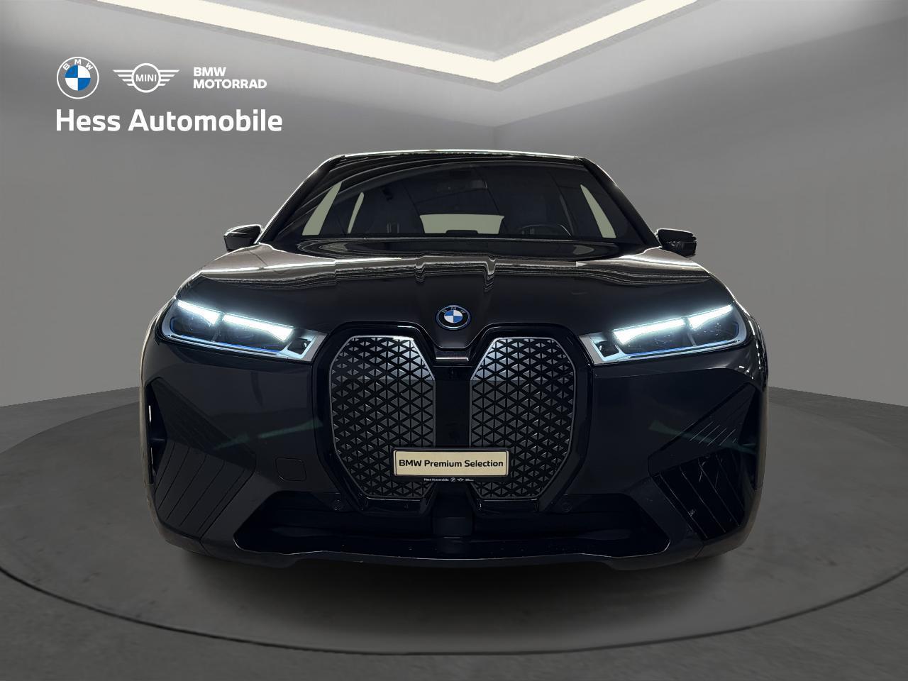 BMW iX xDrive50-image-6