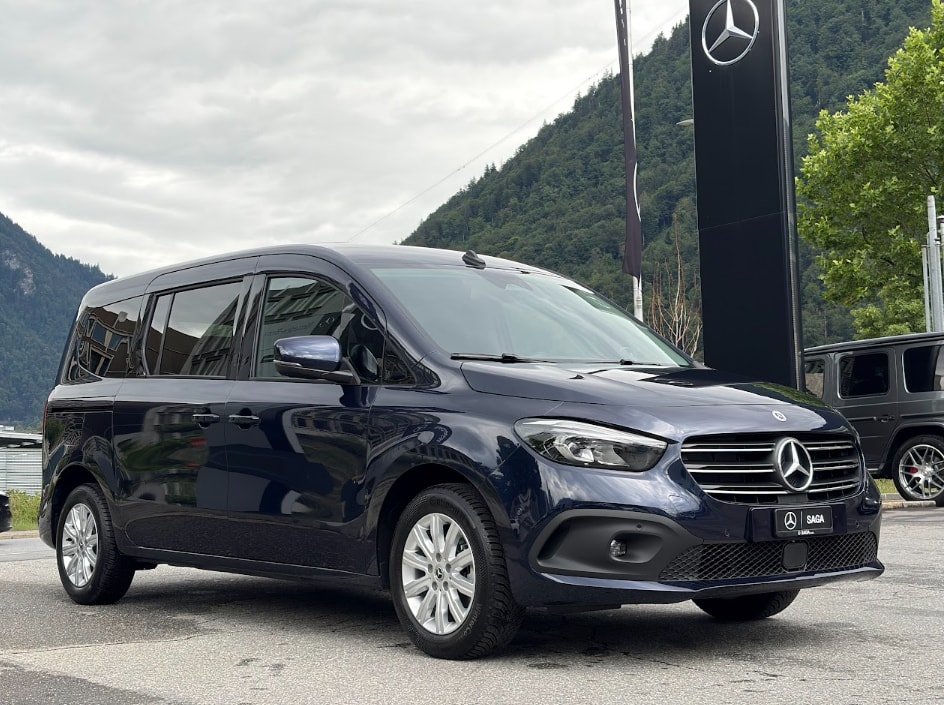 MERCEDES-BENZ T-Klasse T 180 Progressive Lang 7 Plätzer