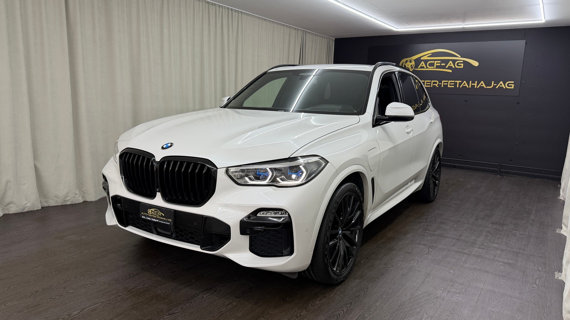 BMW X5 xDrive45e Steptronic-image-0