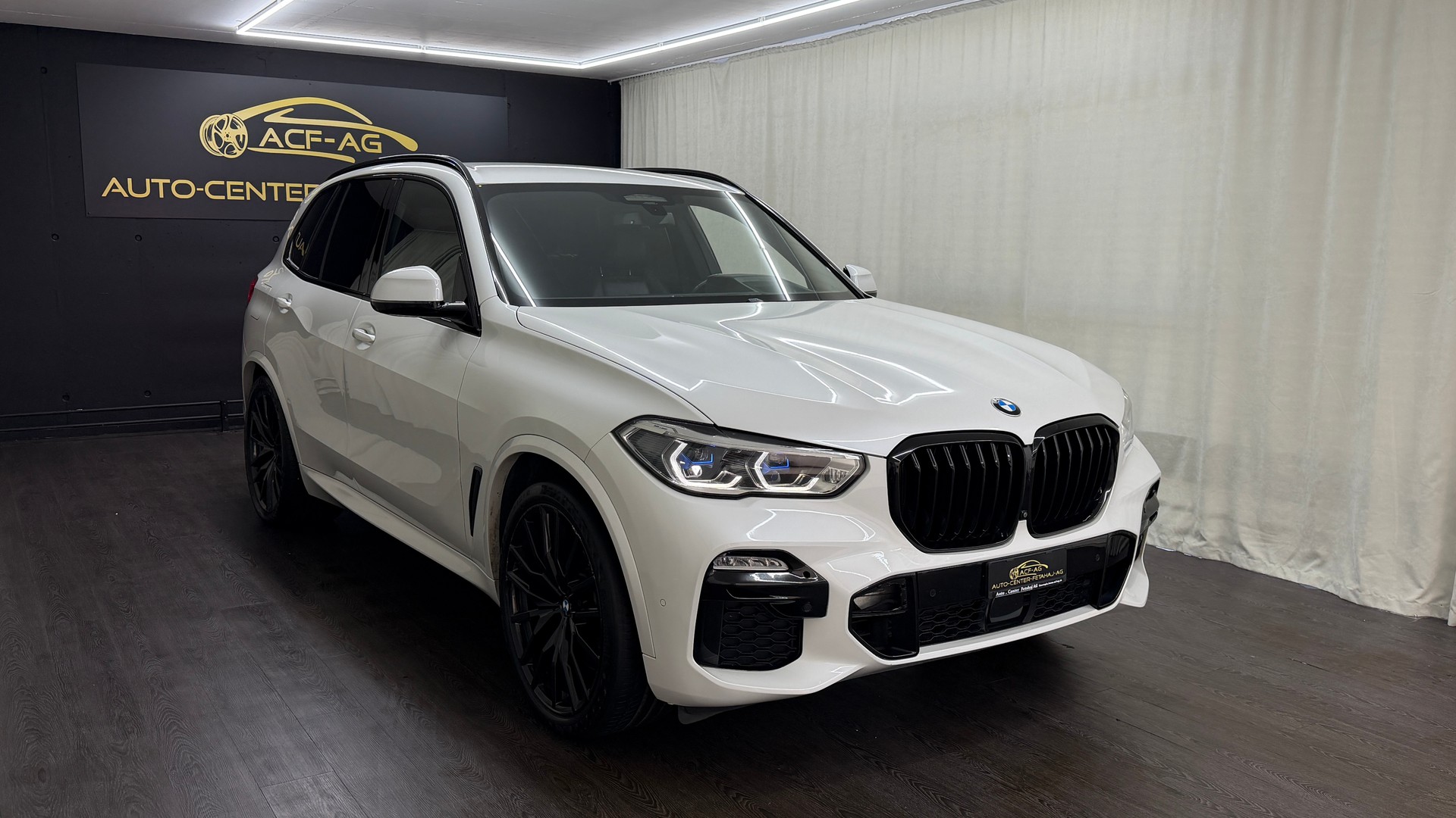 BMW X5 xDrive45e Steptronic-image-2