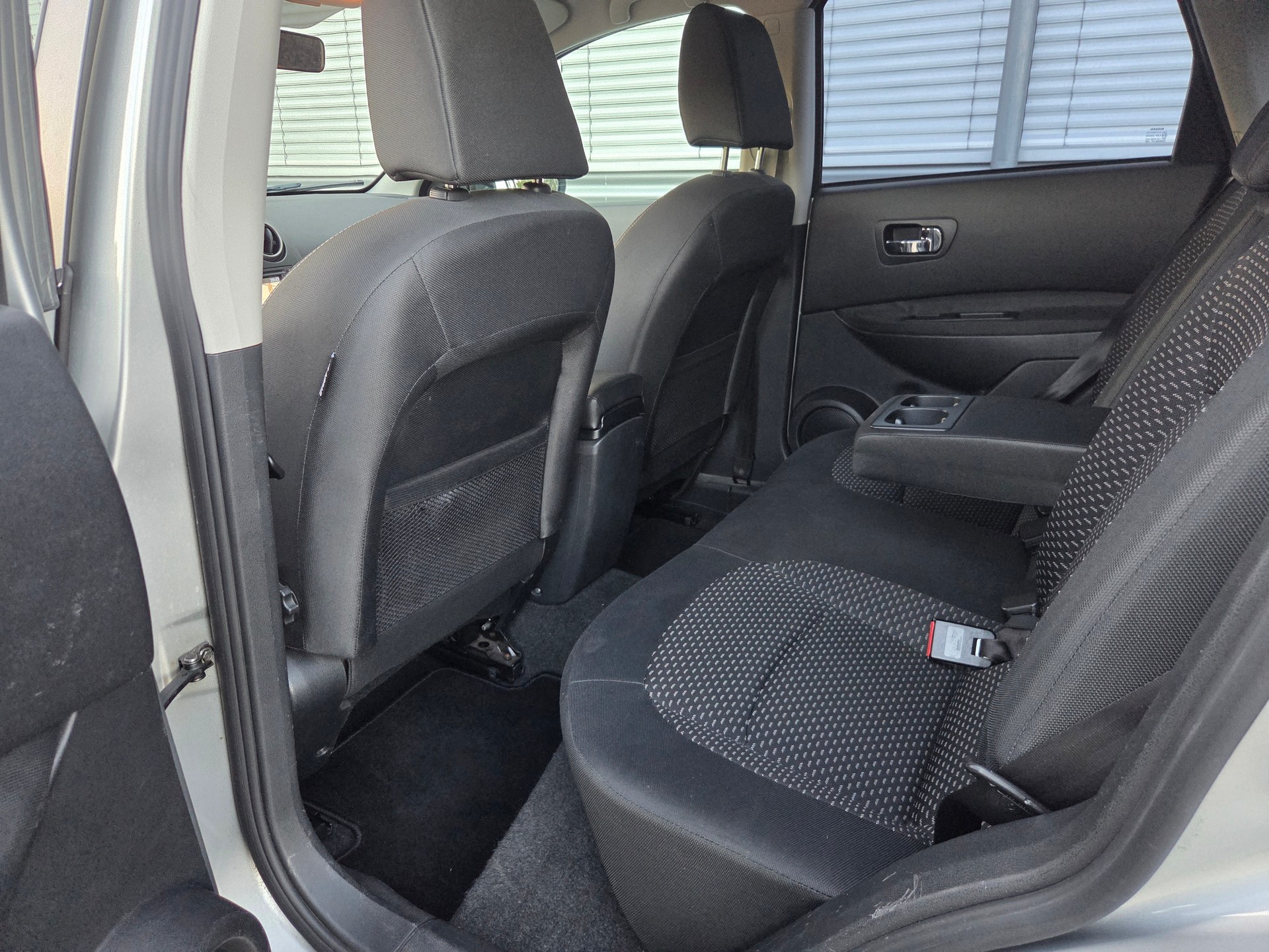 NISSAN Qashqai 1.6 acenta-image-10
