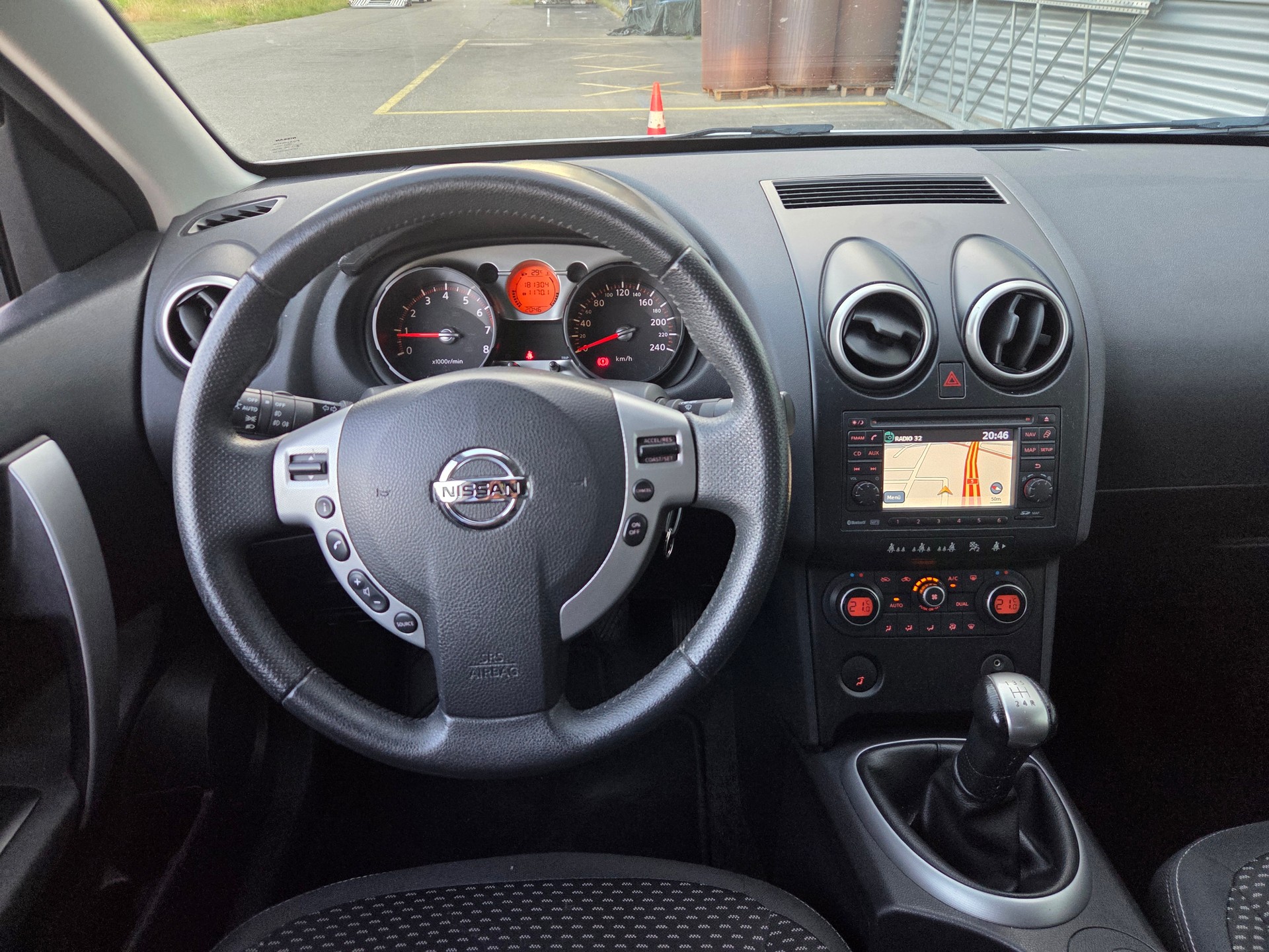 NISSAN Qashqai 1.6 acenta-image-8