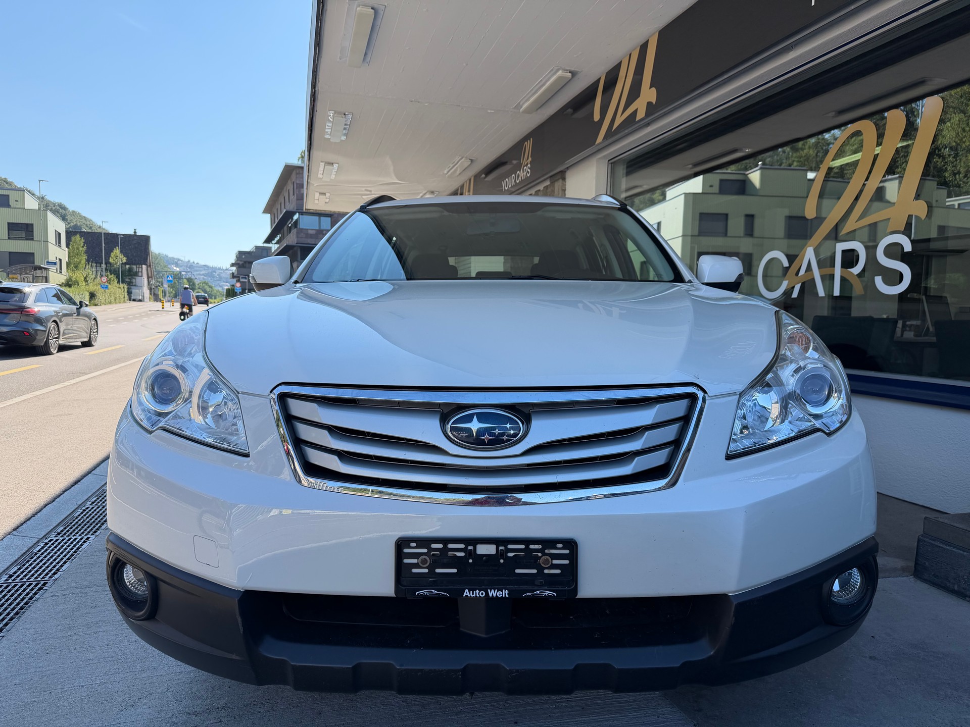 SUBARU Outback 2.5i Swiss AWD Lineartronic-image-1