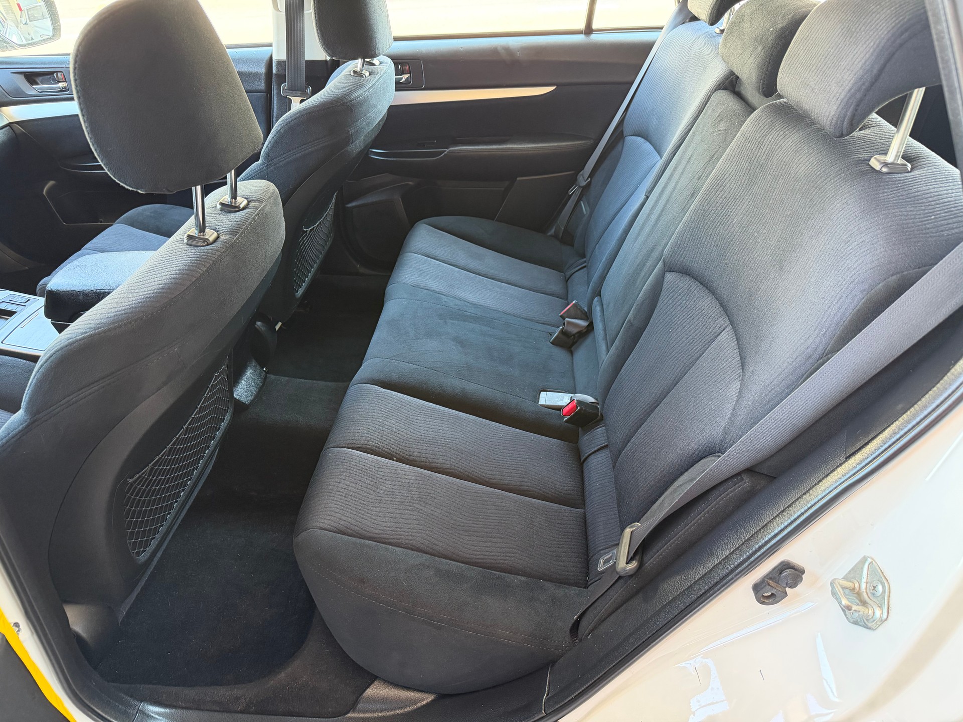 SUBARU Outback 2.5i Swiss AWD Lineartronic-image-8