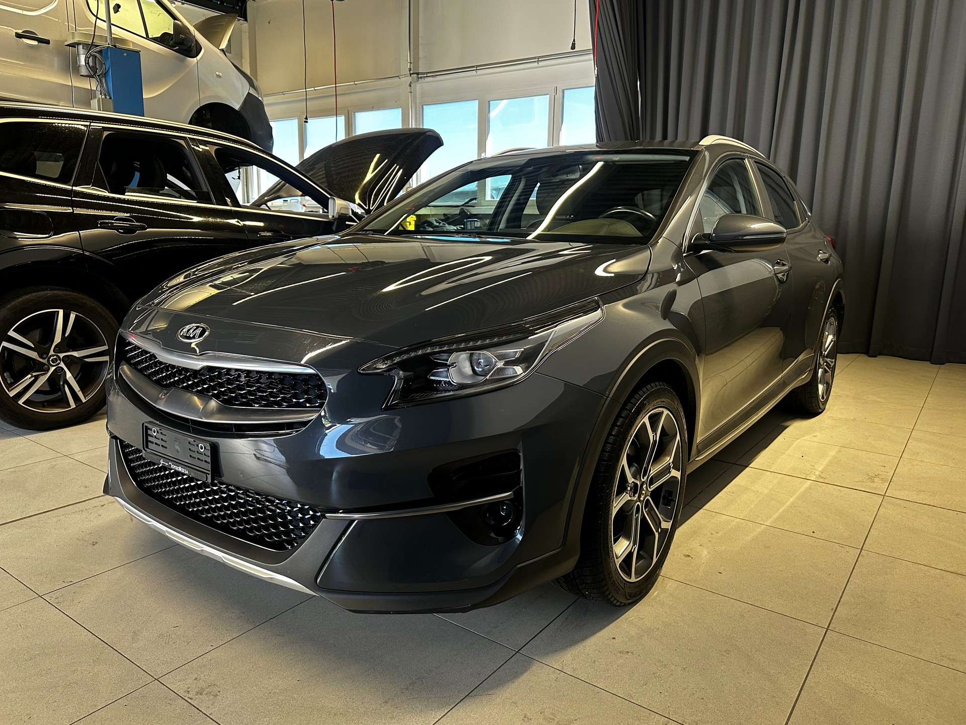 KIA XCeed 1.4 T-GDi Style DCT-image-1