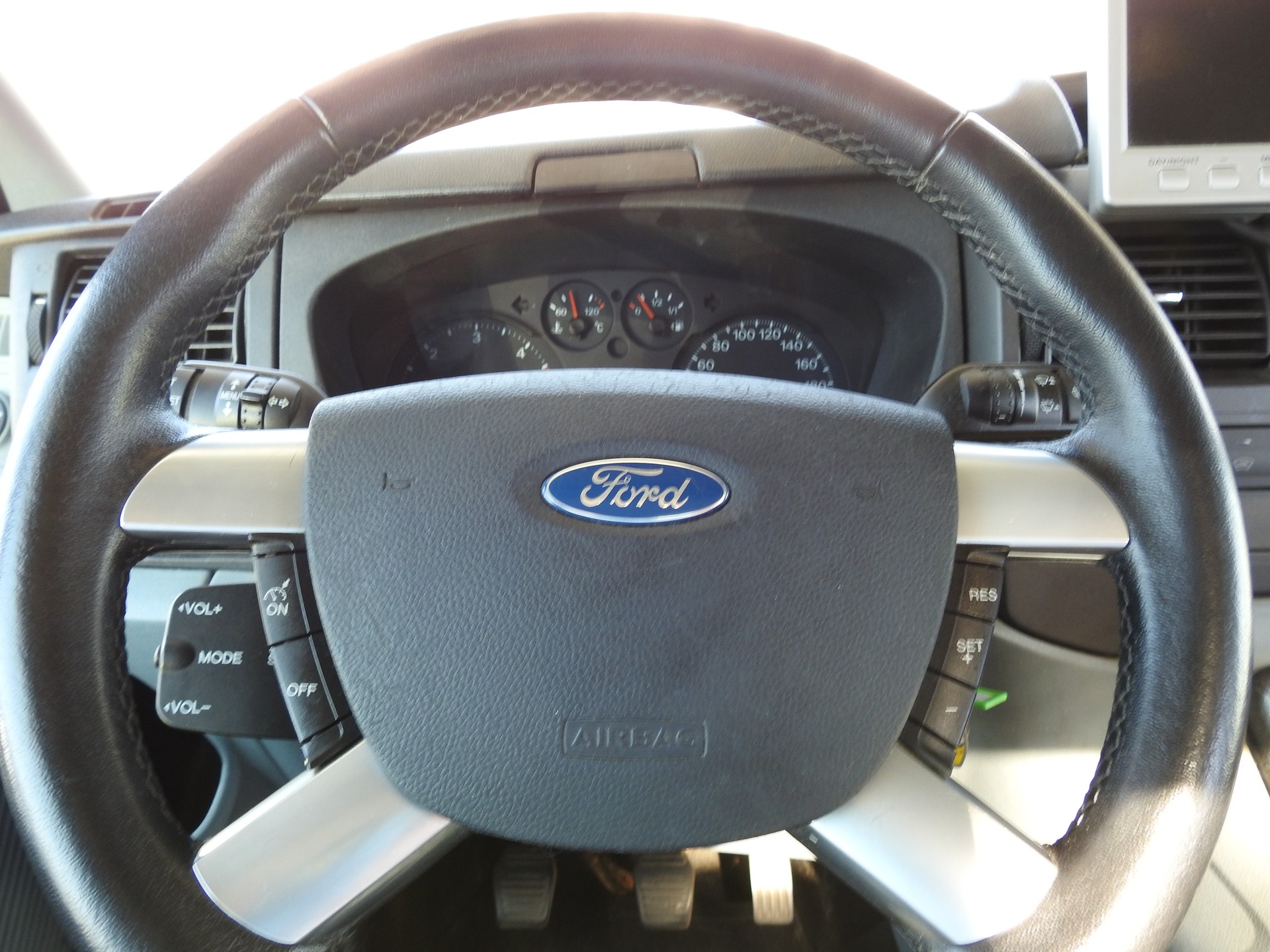 FORD TEC H-70/156-image-12