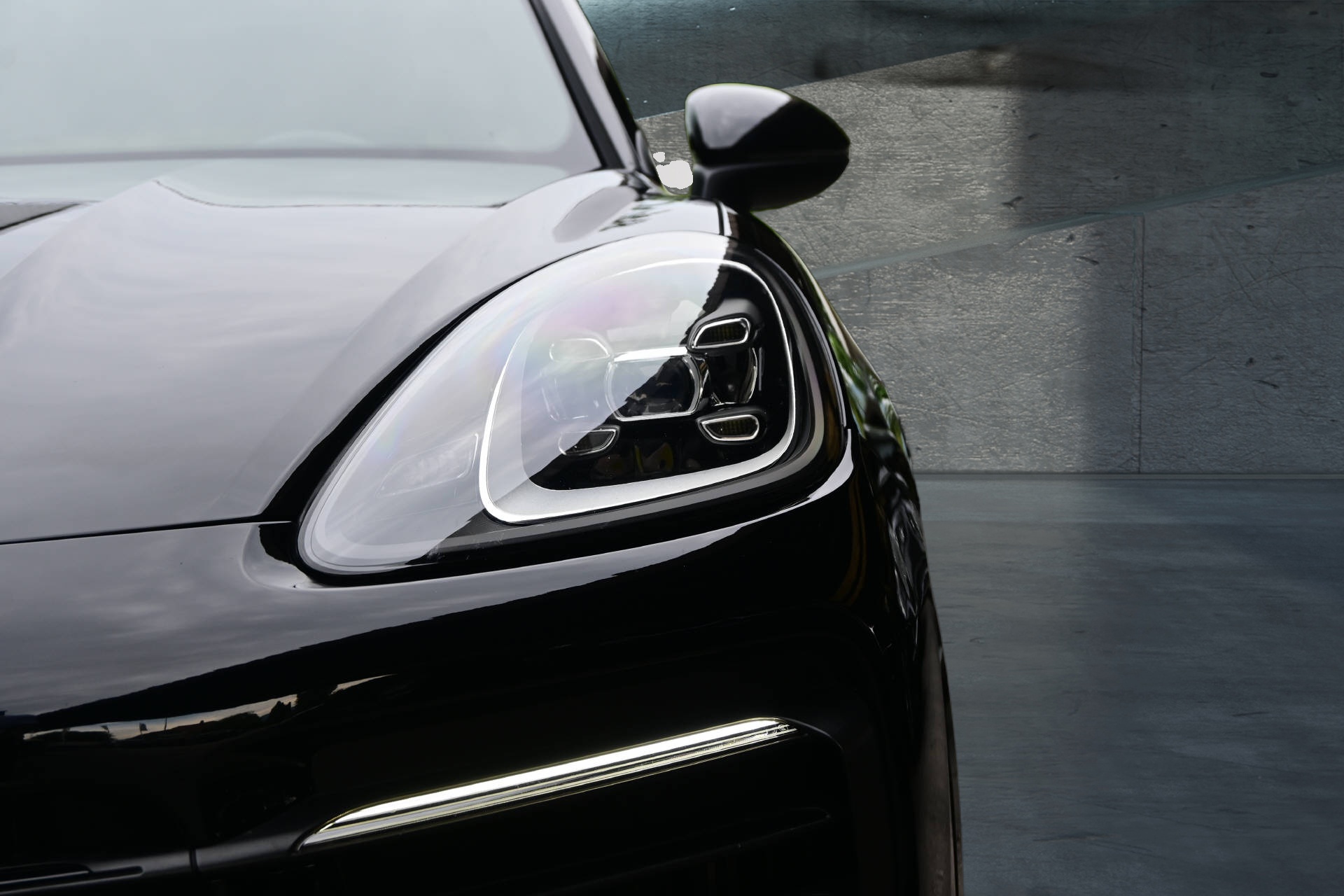 PORSCHE Cayenne 3.0 V6 E-Hybrid *Pano*LED*-showroom-element-3