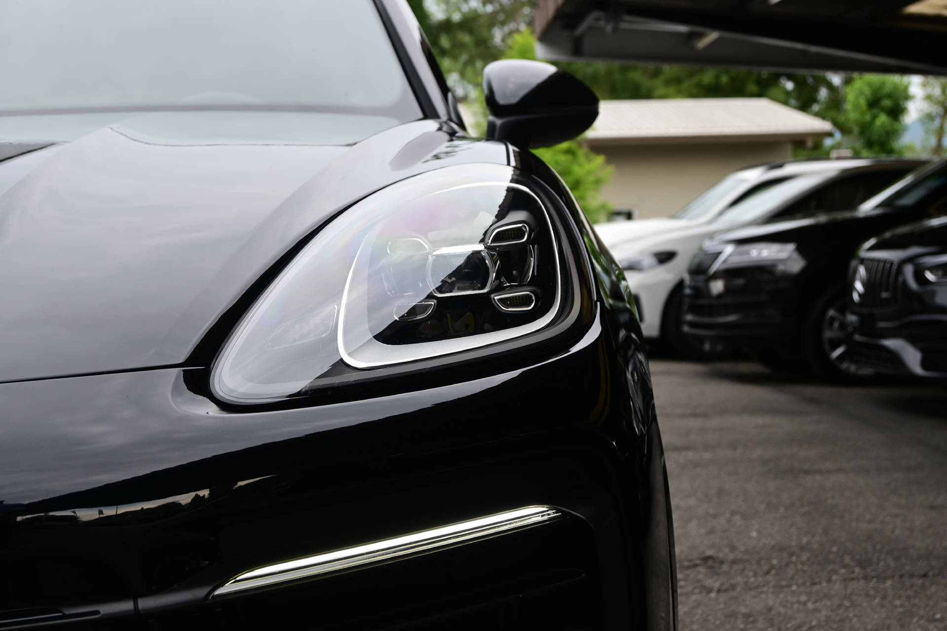 PORSCHE Cayenne 3.0 V6 E-Hybrid *Pano*LED*-image-3