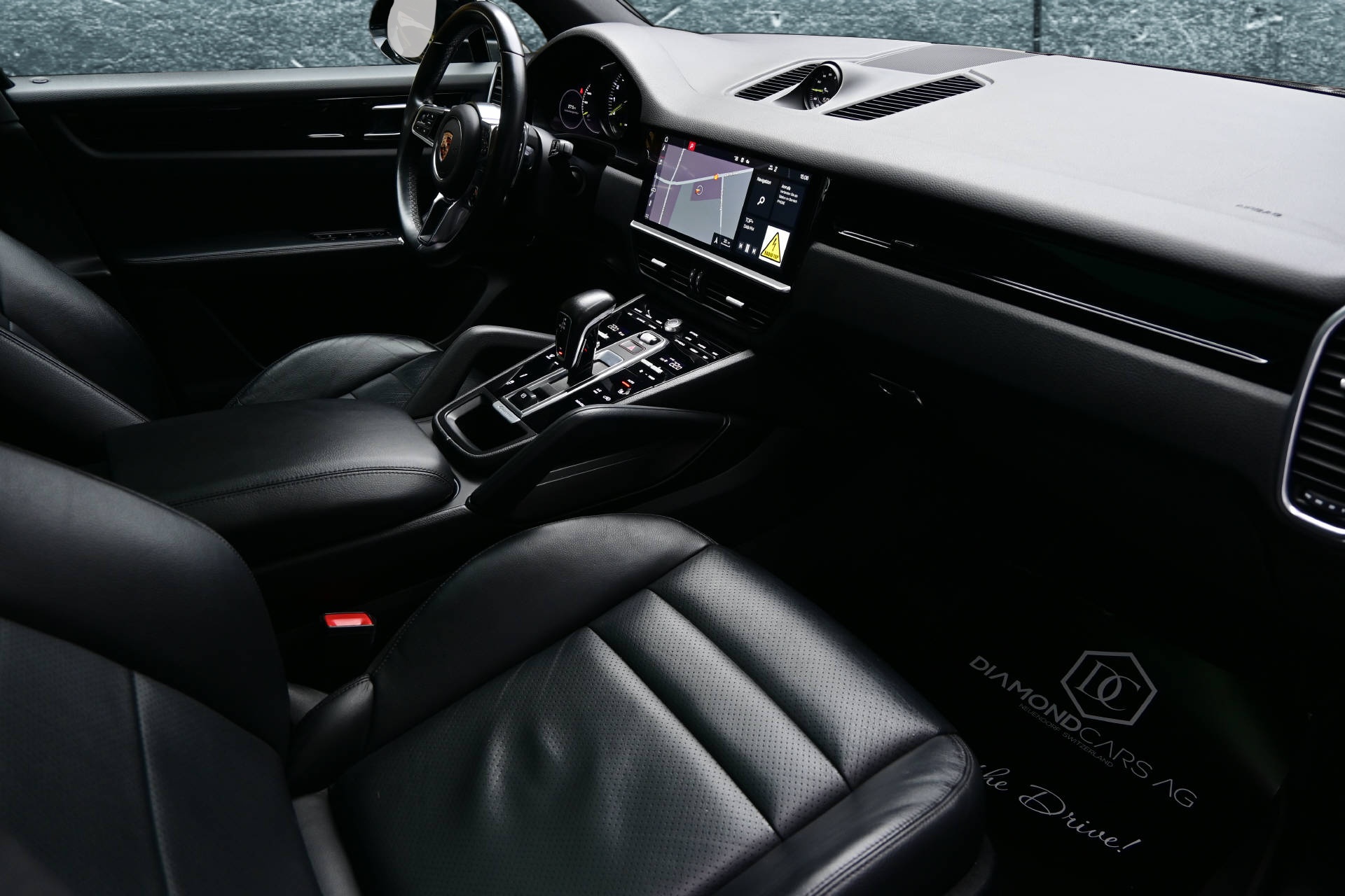 PORSCHE Cayenne 3.0 V6 E-Hybrid *Pano*LED*-image-13