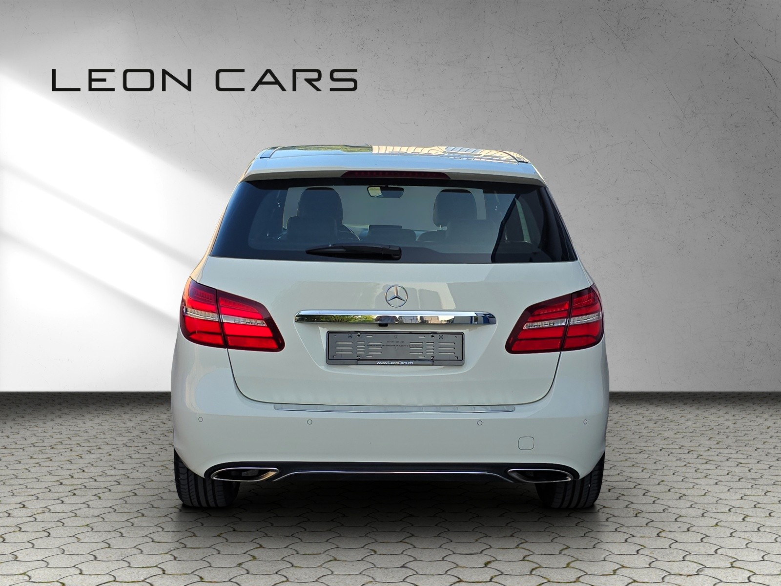 MERCEDES-BENZ B 220 Urban 4Matic 7G-DCT-image-5