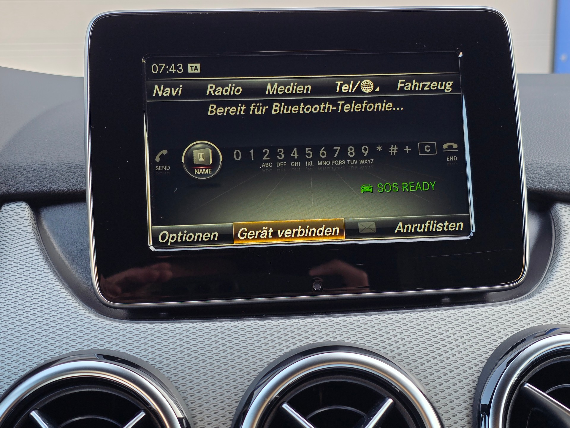 MERCEDES-BENZ B 220 Urban 4Matic 7G-DCT-image-23