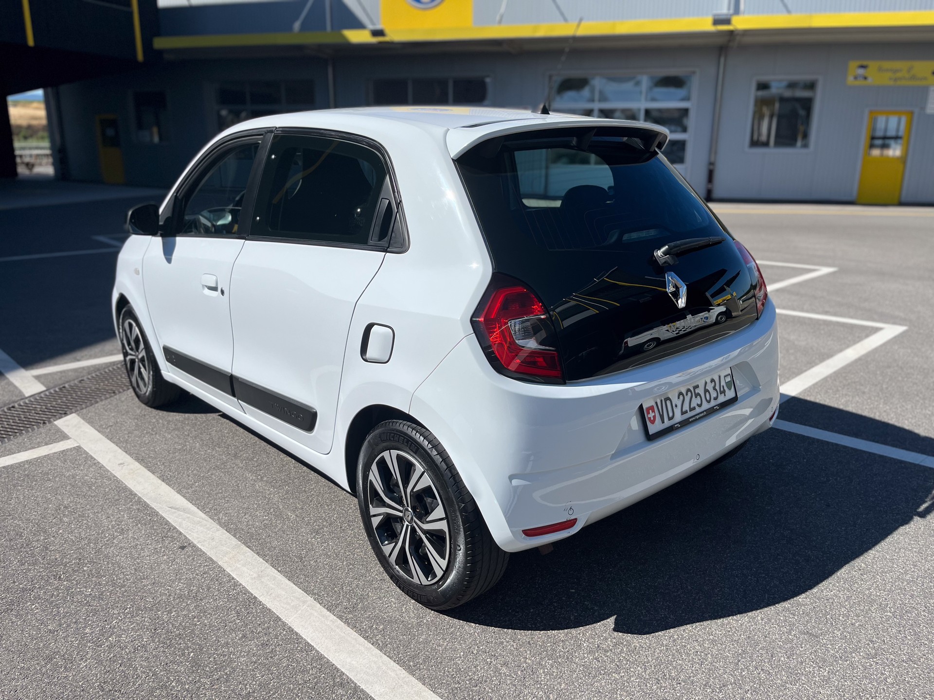 RENAULT 1.0 SCe 65 Zen-image-2