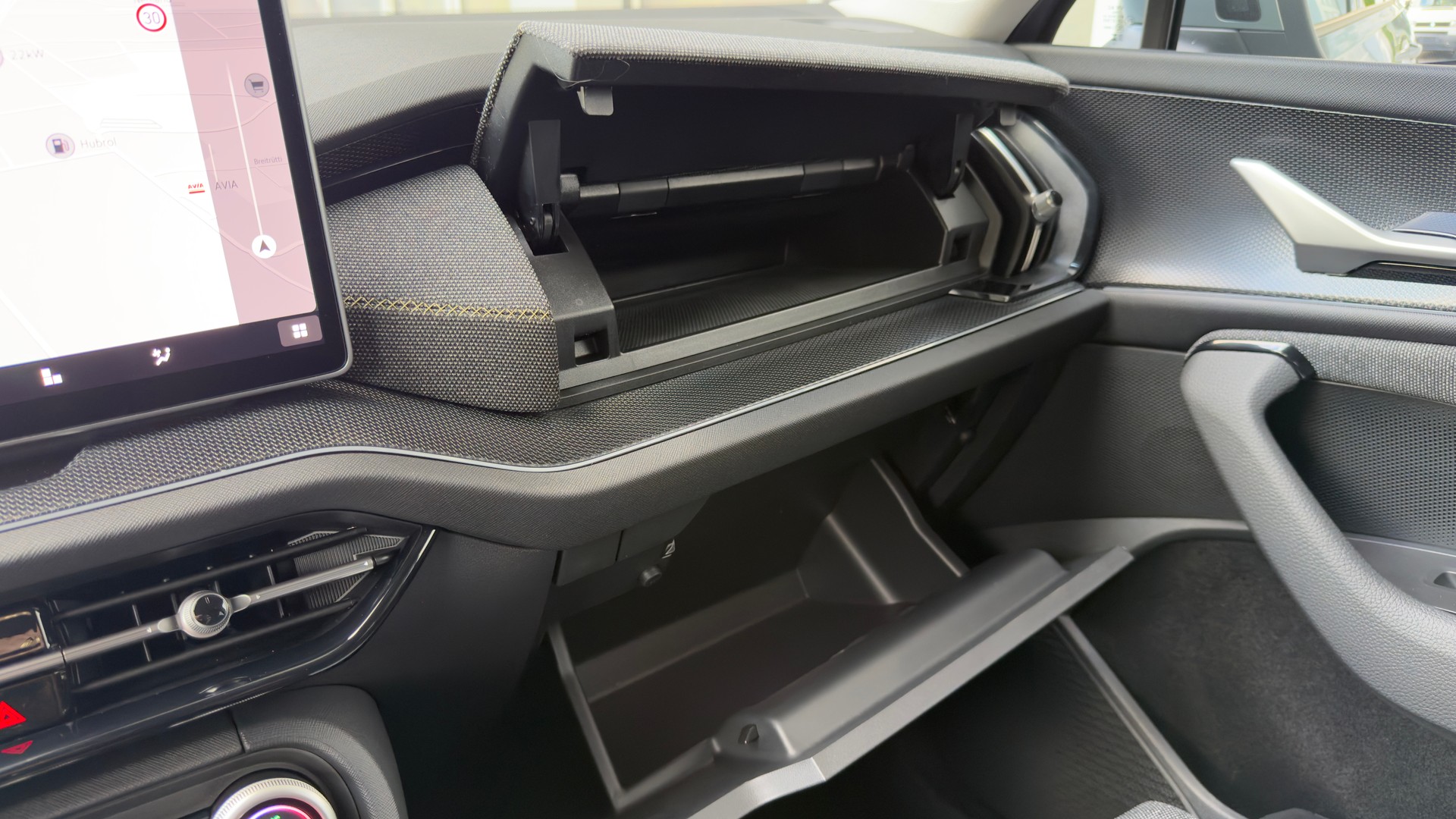 SKODA Kodiaq DY 2.0TSI 204PS 7DSG4x4 2000ccm 204PS/150kW 4 Zylinder TSI Benzin-image-15