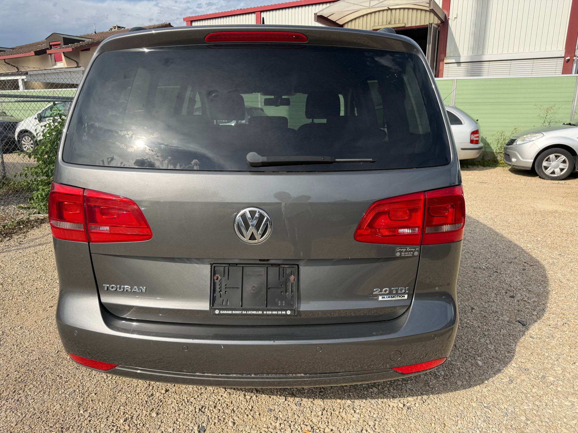 VW Touran 2.0 TDI BlueMotion Technology Design-image-3
