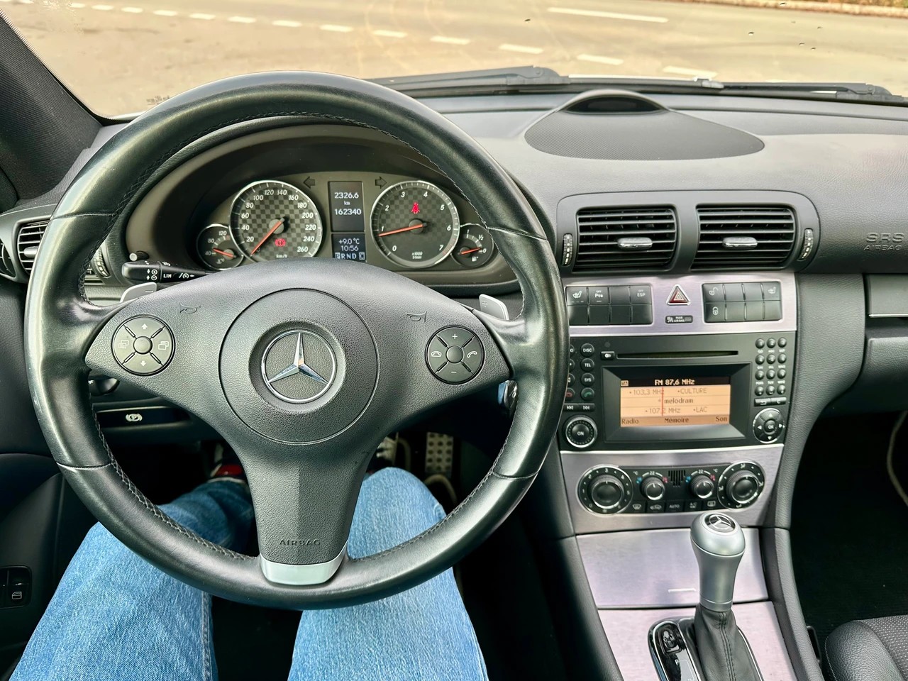 MERCEDES-BENZ CLC 200 Kompressor Automatic-image-12